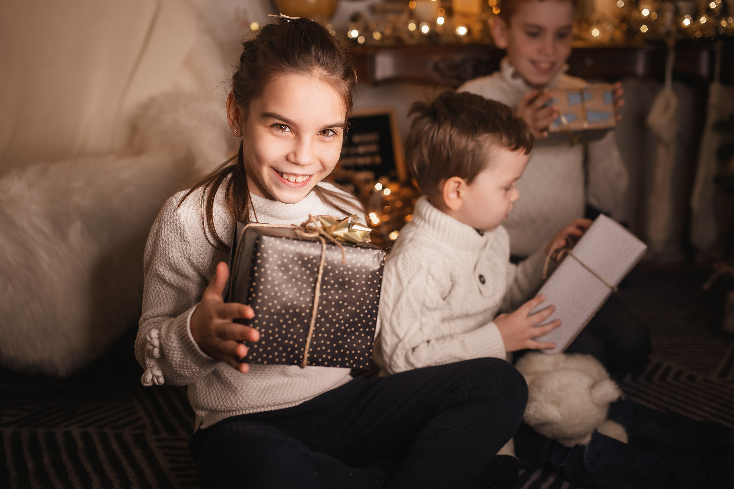 11.28.2020 Christmas Family Photoshoot 5. Wedding family event photographer in Chicago Nick Yushevich