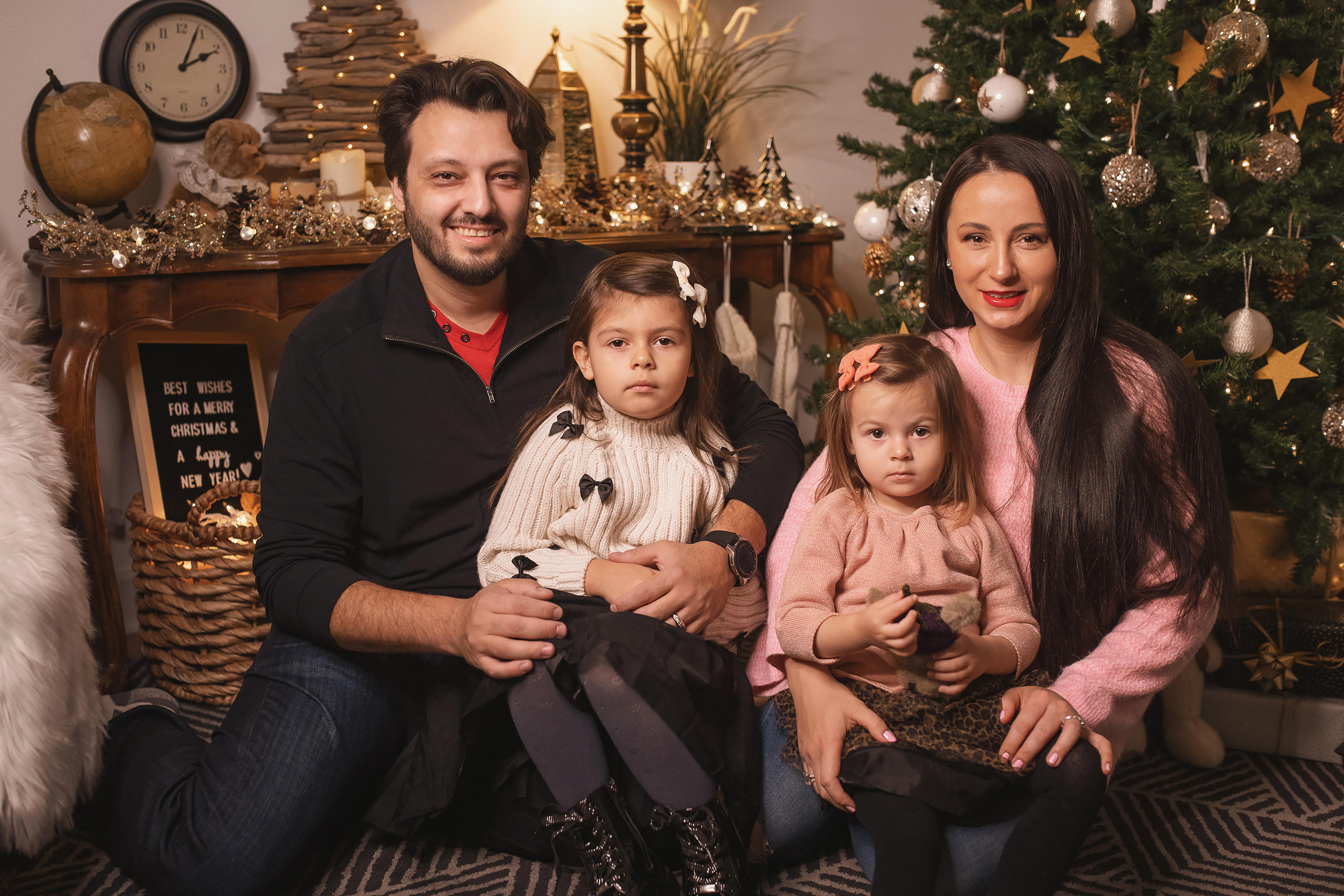 12.06.2020 Christmas Family Photoshoot 18. Wedding family event photographer in Chicago Nick Yushevich