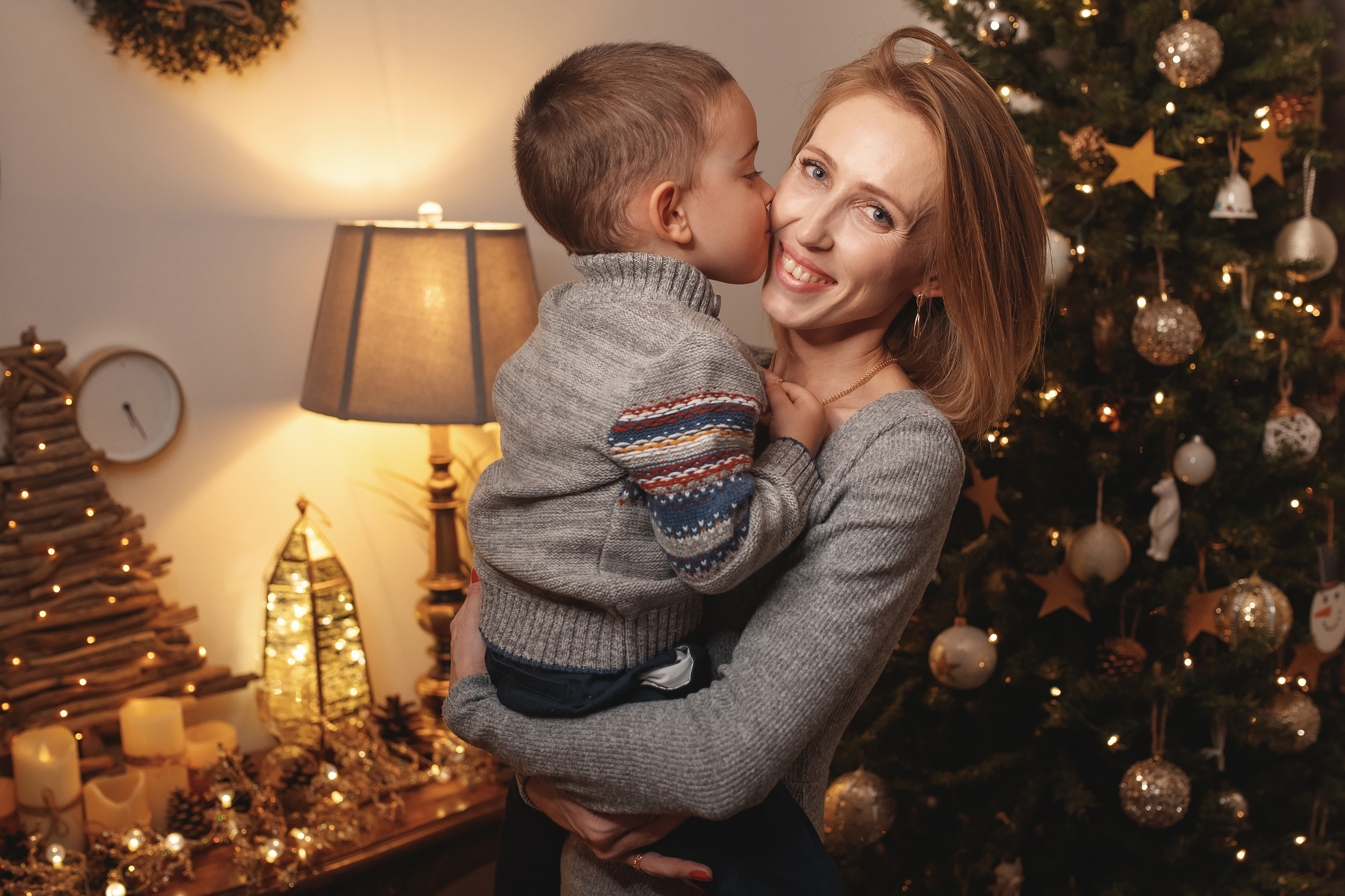 12.11.2020 Christmas Family Photoshoot 19. Wedding family event photographer in Chicago Nick Yushevich