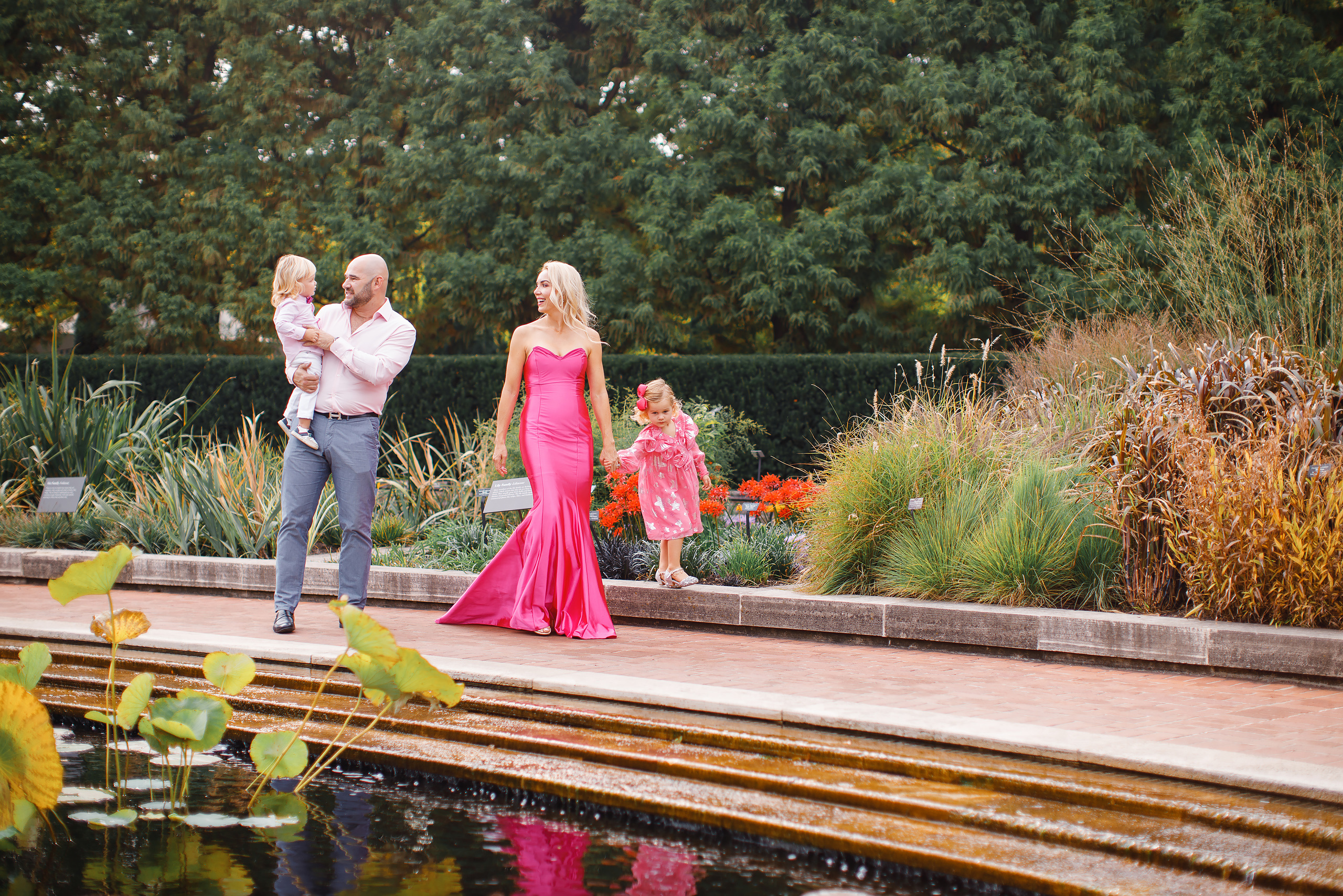 10.09.2020 Family photoshoot. Wedding family event photographer in Chicago Nick Yushevich