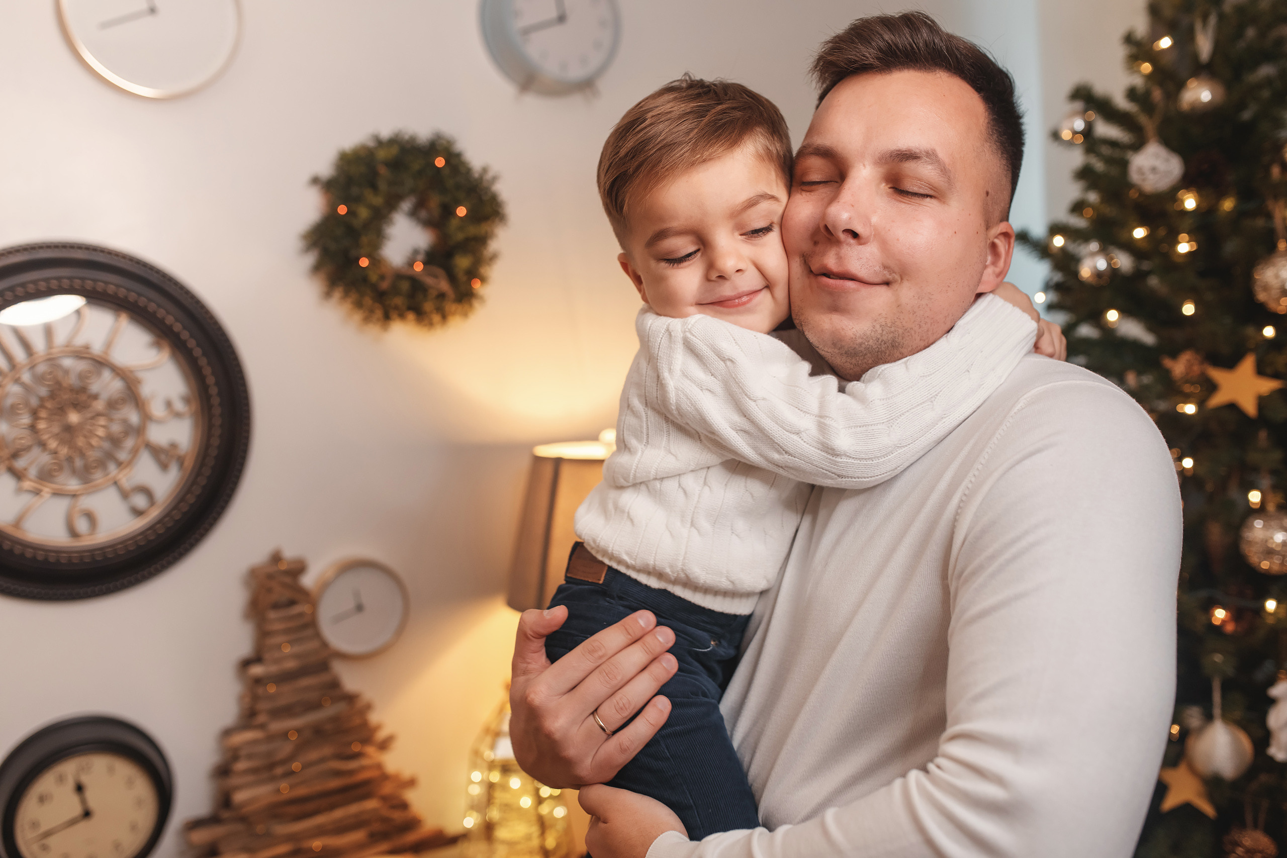 12.13.2020 Christmas Family Photoshoot 21. Wedding family event photographer in Chicago Nick Yushevich