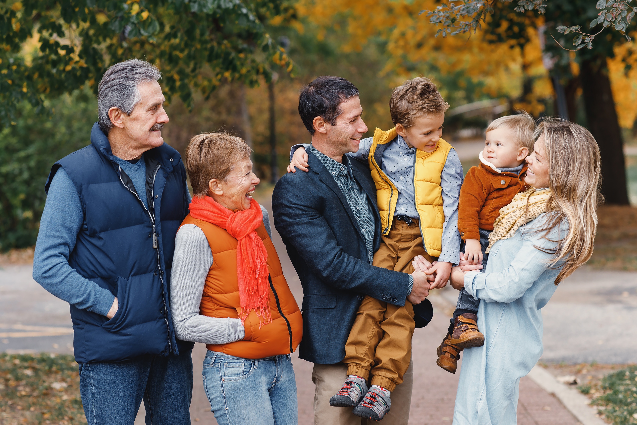 10.17.2020 Family photoshoot. Wedding family event photographer in Chicago Nick Yushevich
