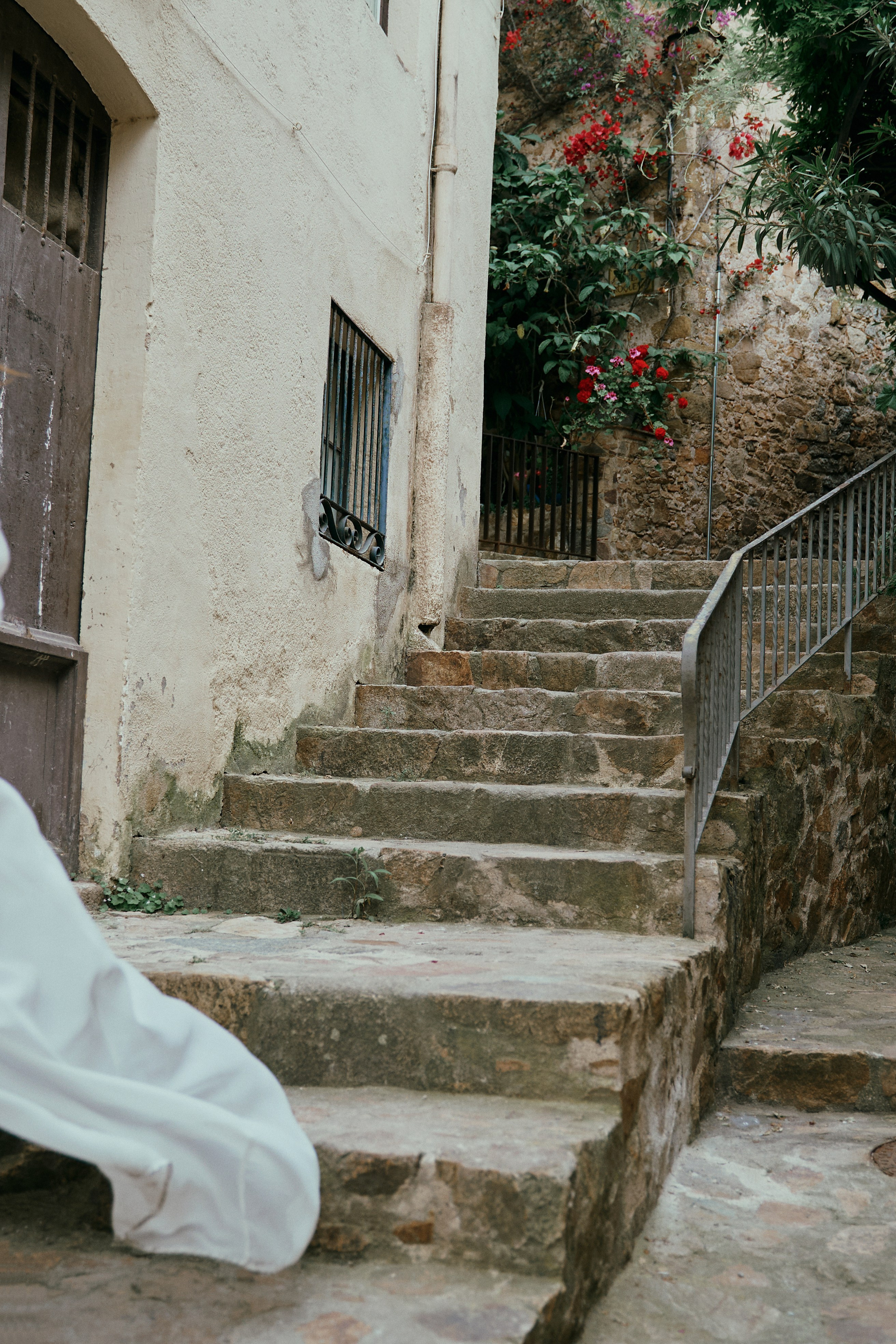 The runaway bride. Photographer in Barcelona Spain Zhanna Zakharchenko
