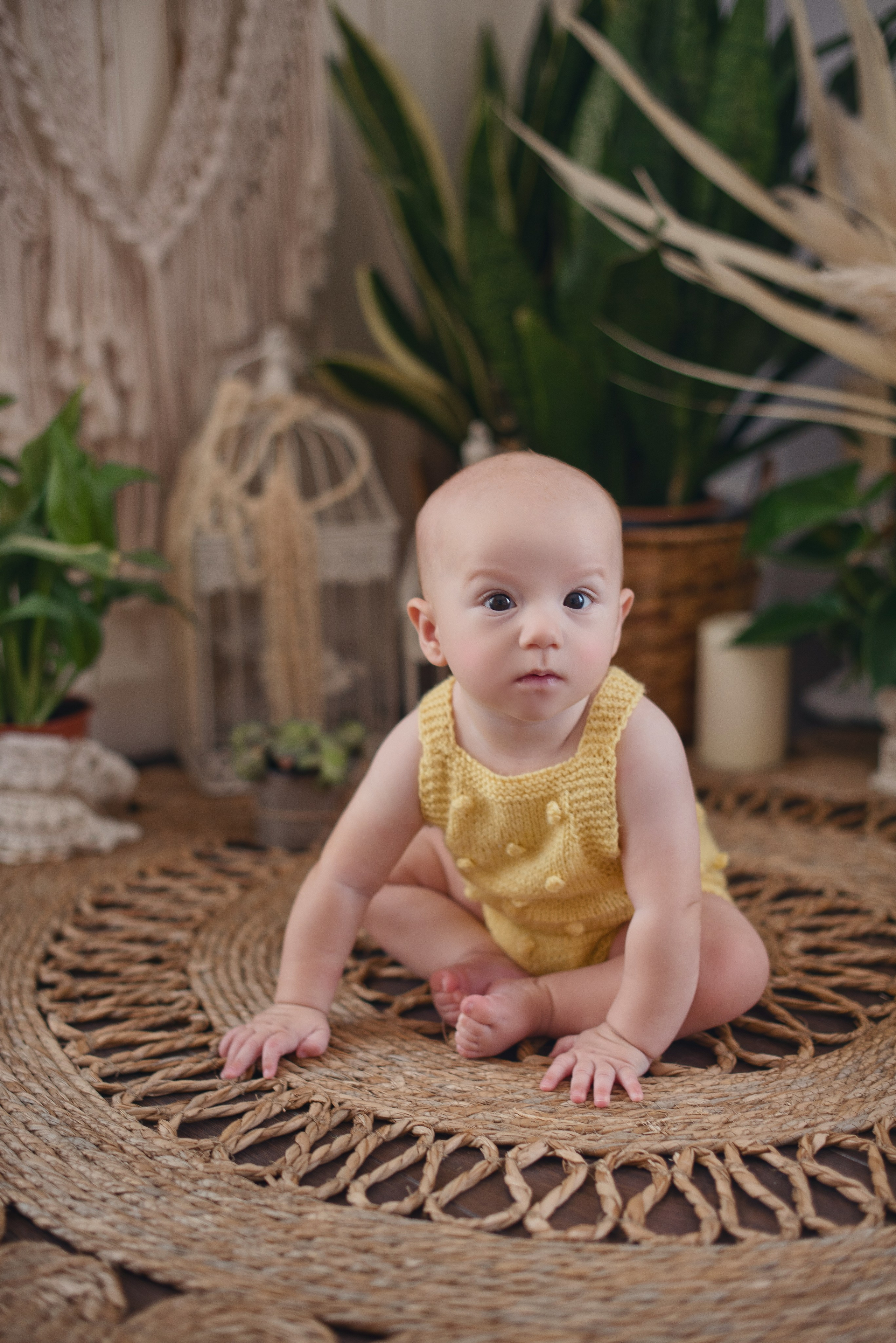 Bebés de 3 a 11 meses. Https://newbornphoto.wfolio.pro/me