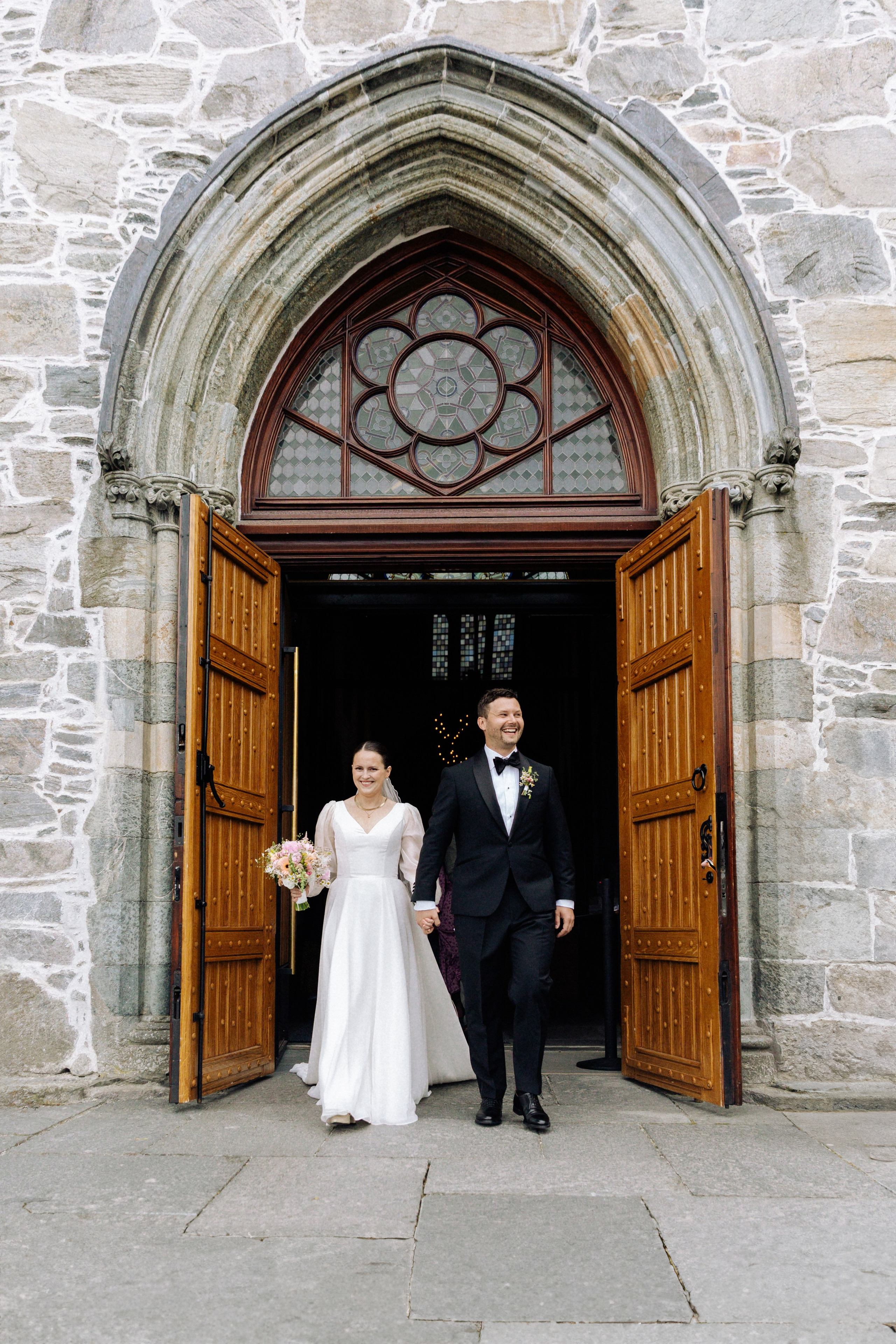 Just lots of love. Warm family & Wedding stories