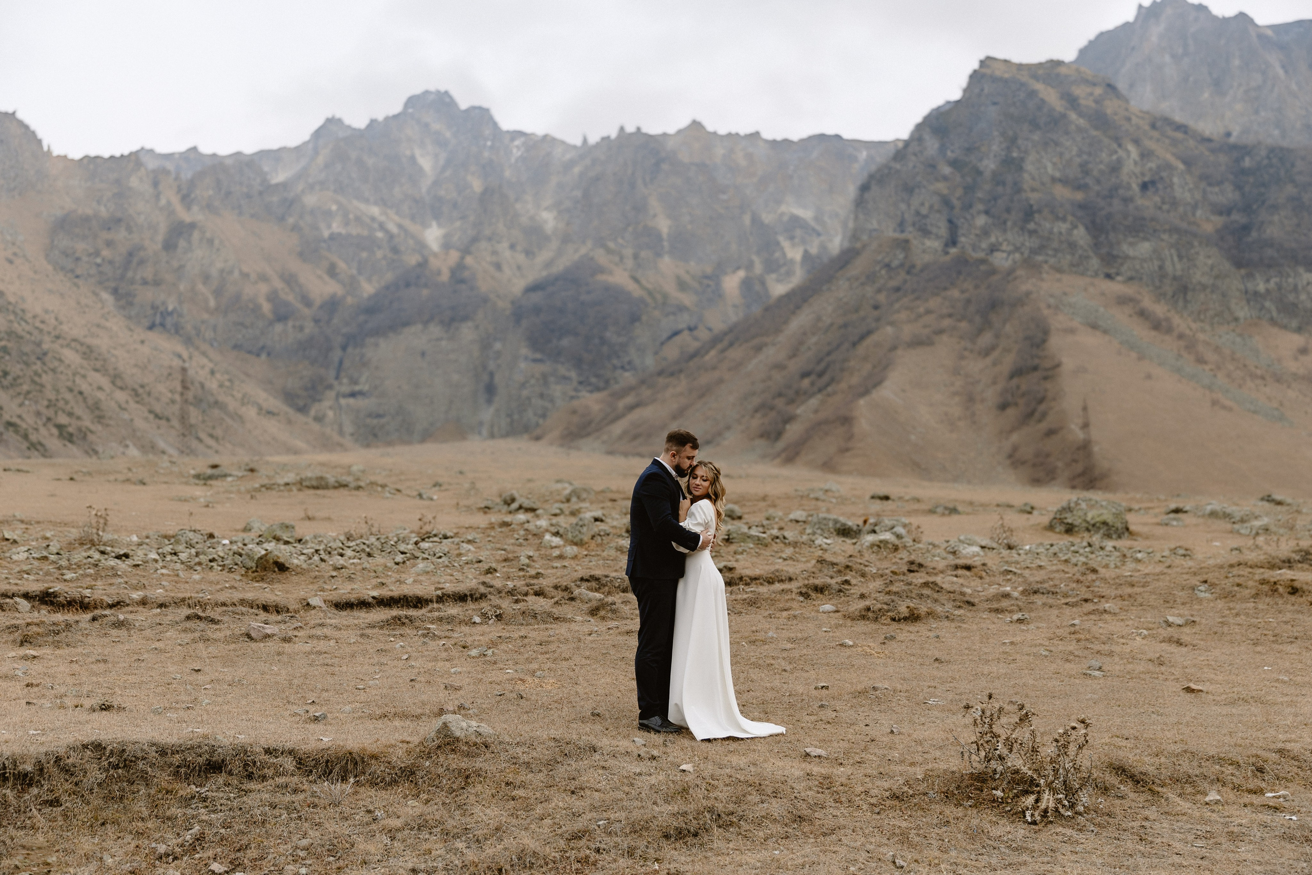 Kazbegi (3,5 hours from Tbilisi)/Казбеги (3,5 часа от Тбилиси). Photographer Anna Nazarenko