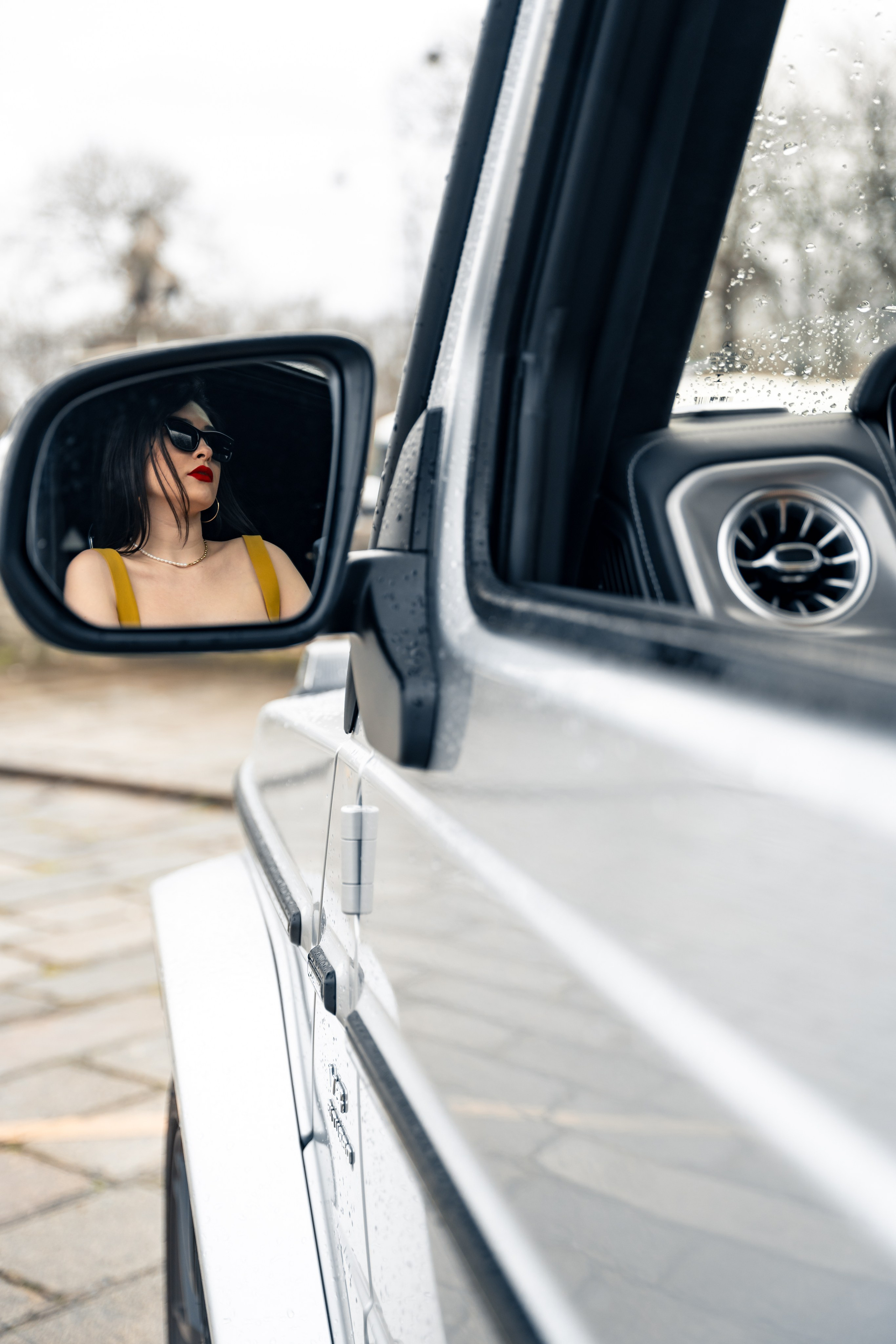 Nataliia x G63 AMG. Photographer in Paris — Vitalii Motruk