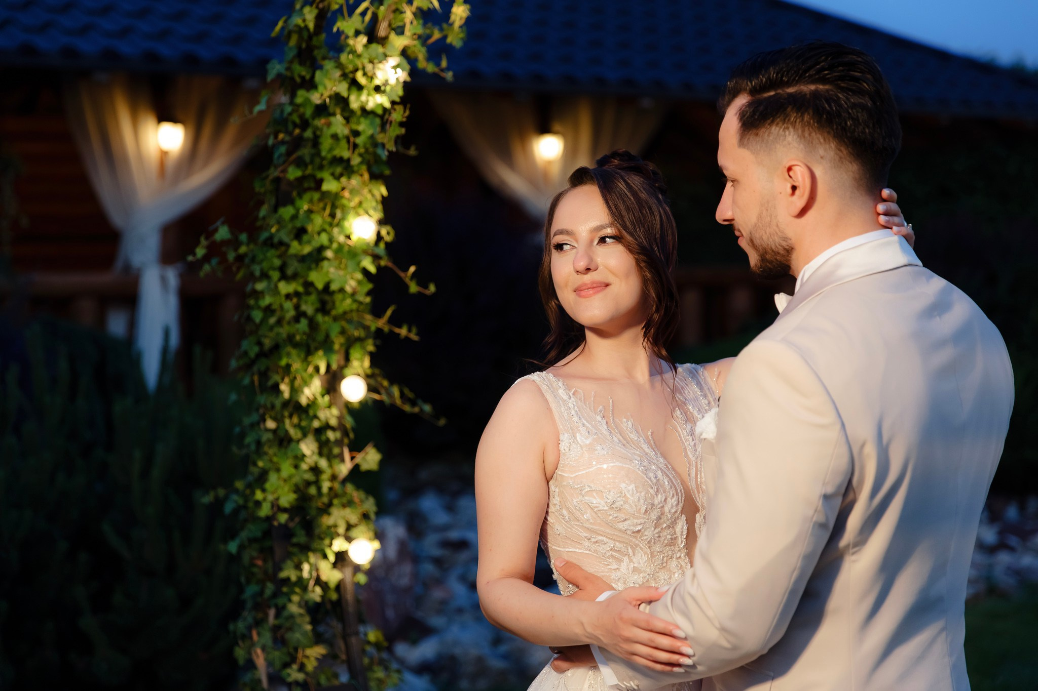 Ioana & Ionuț | Nuntă de poveste la Păstrăvăria Poiana din Mălini județul Suceava. Servicii foto-video profesionale, pentru momente de neuitat