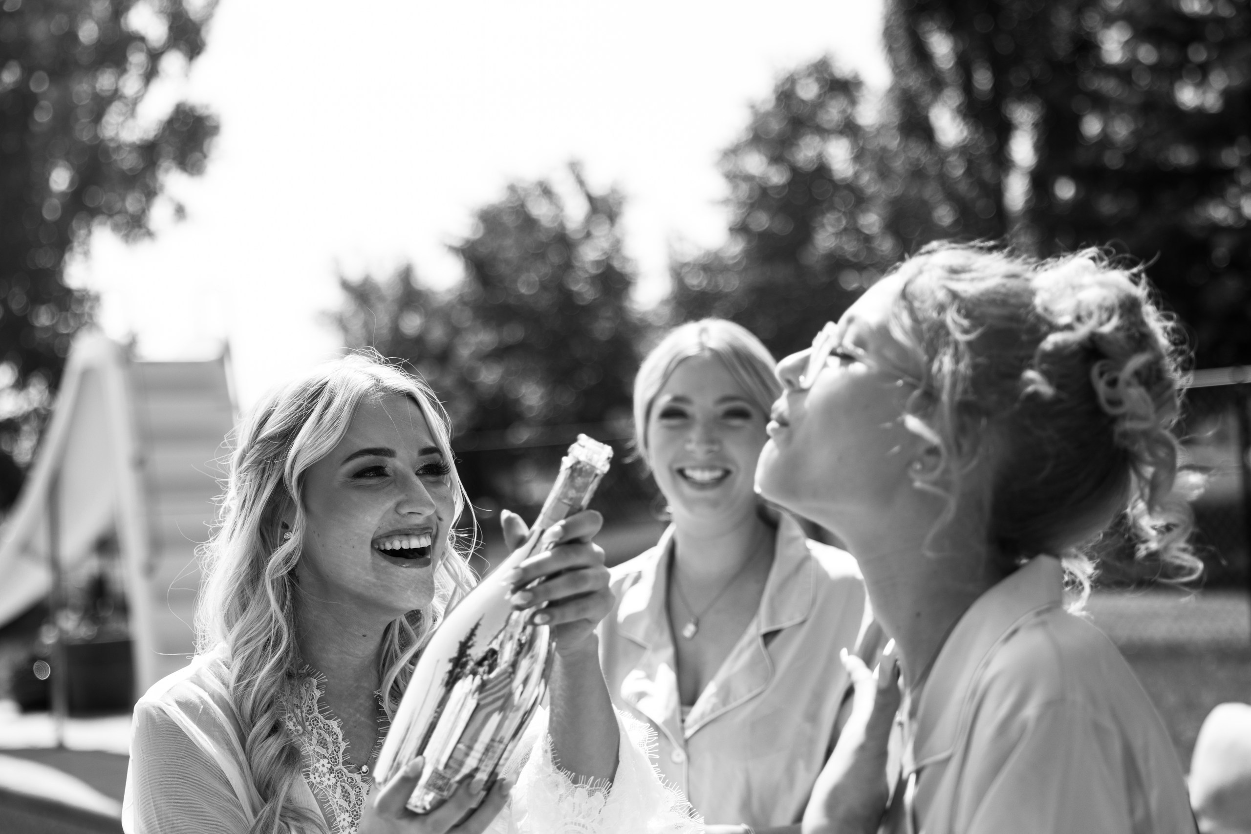 Viktoriya & Brody. Wedding Photographer in Winnipeg — Cinematic & Timeless by Vitiuk Photography