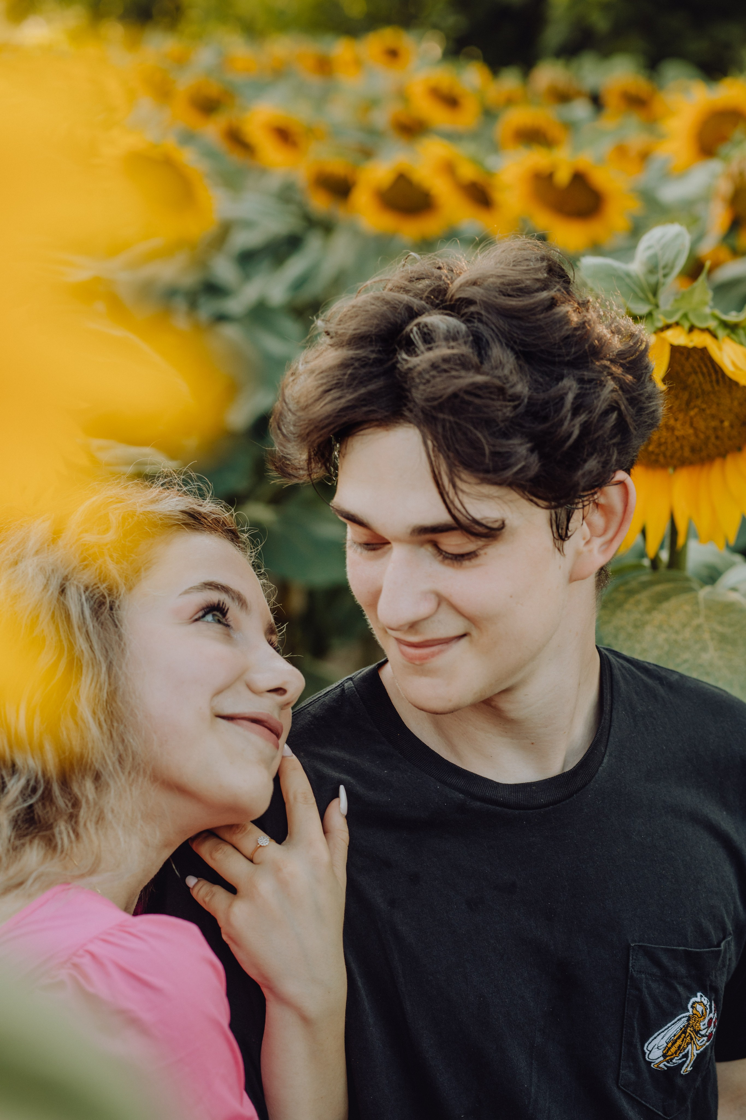 Raul & Larisa. Wedding & couple photographer from Romania Rut Vetan