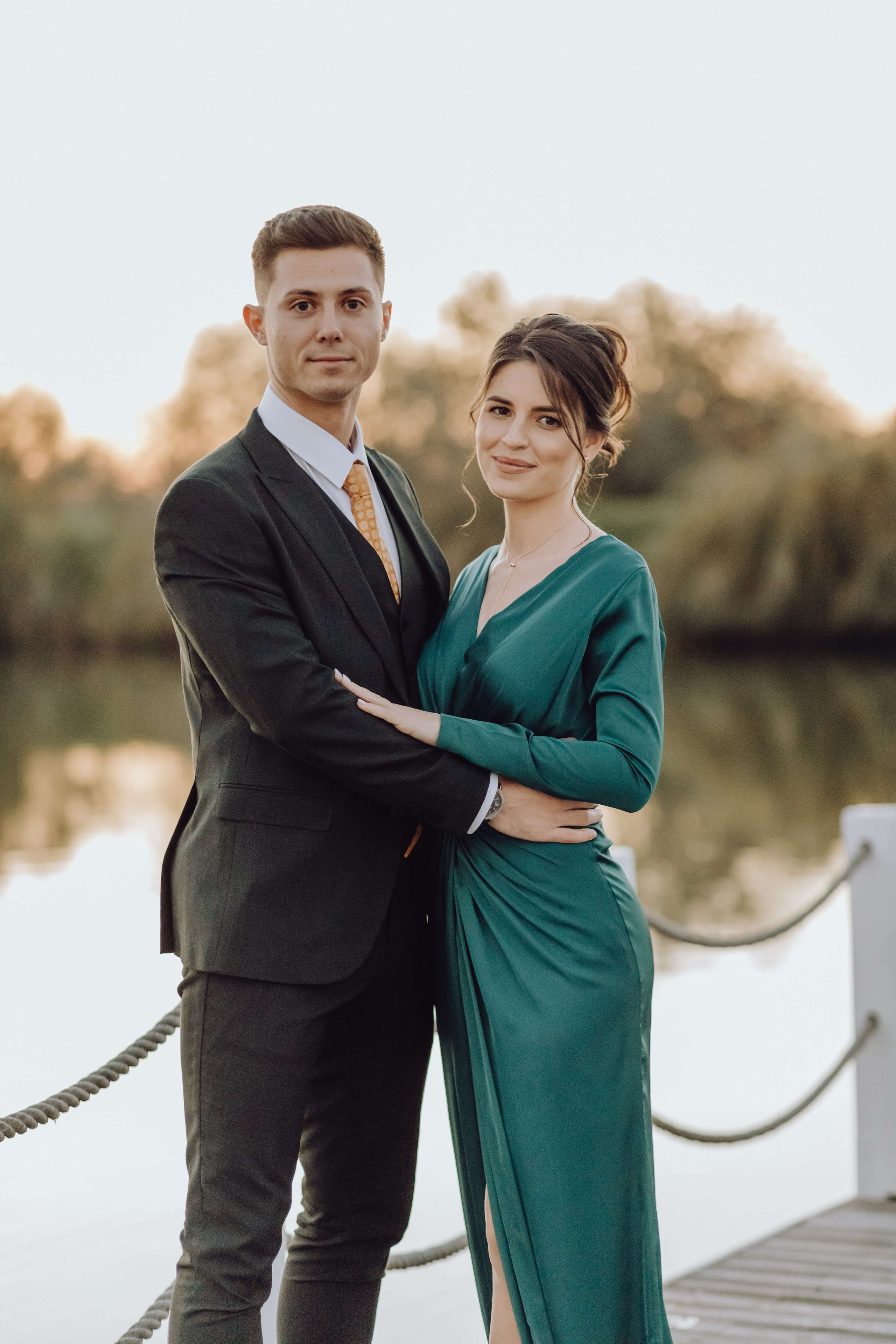 Andrei & Denisa. Wedding & couple photographer from Romania Rut Vetan