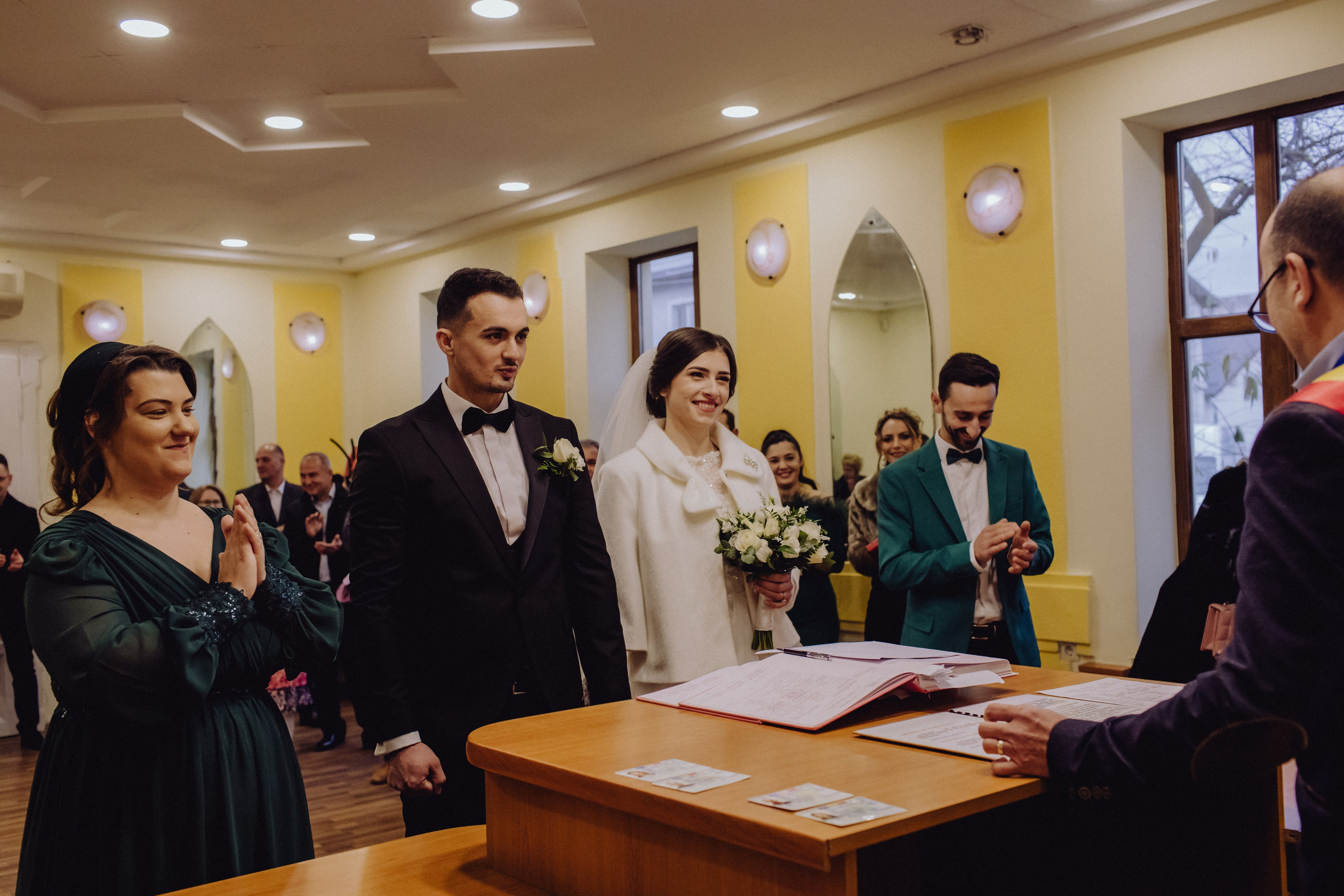 Adi & Angela. Wedding & couple photographer from Romania Rut Vetan