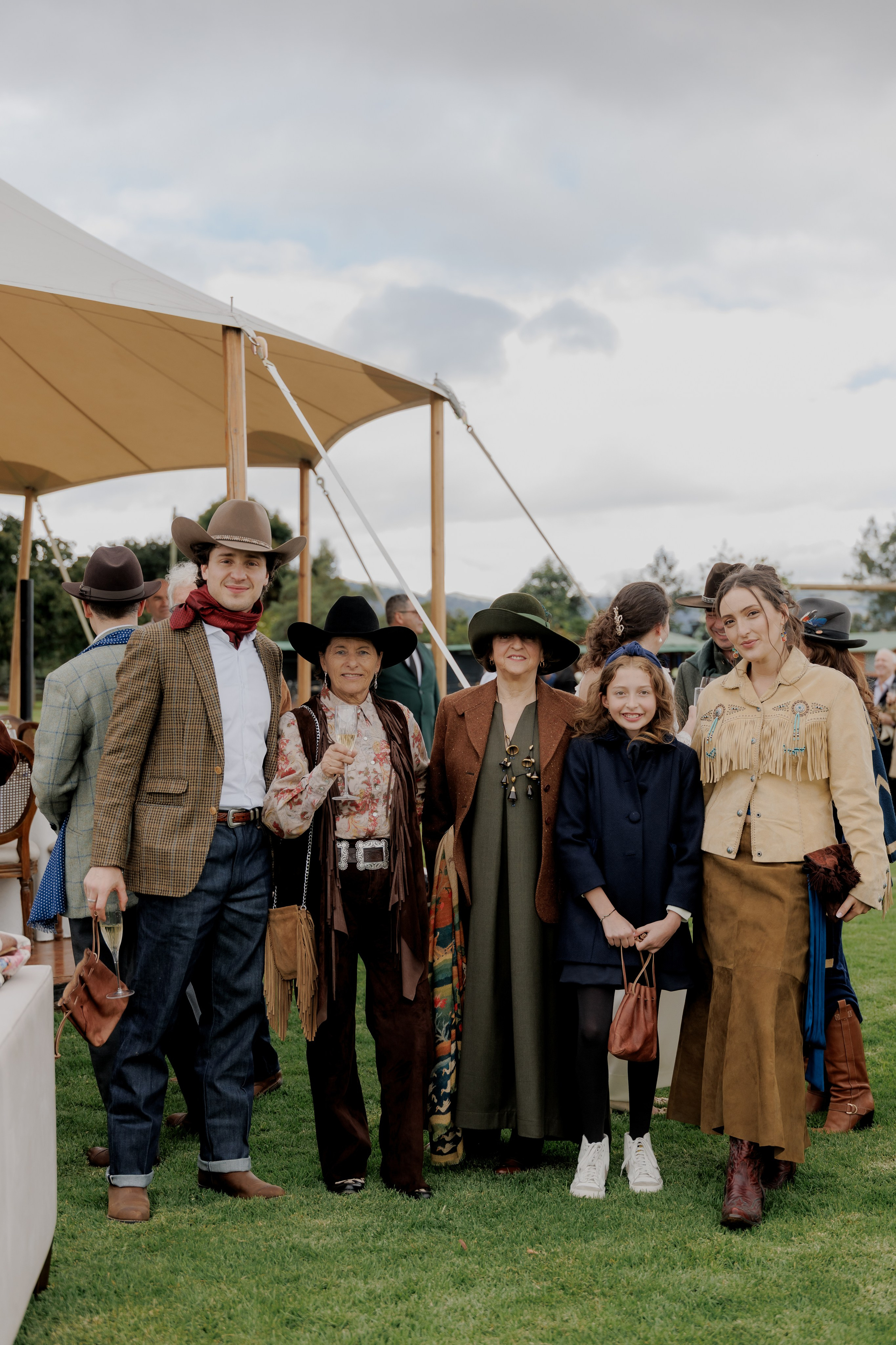 Ana & Sam. UNTERCIO BODAS