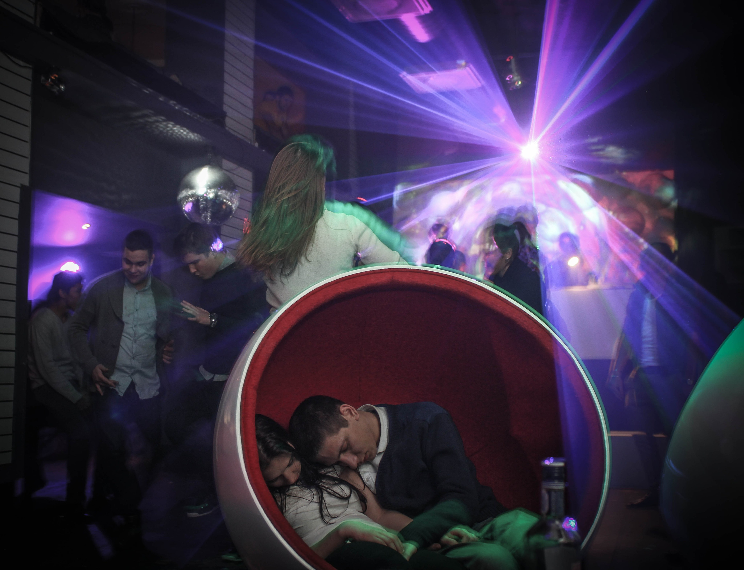 BEST OF. Стрит-фотография, полная абсурда, идиотизма и красоты