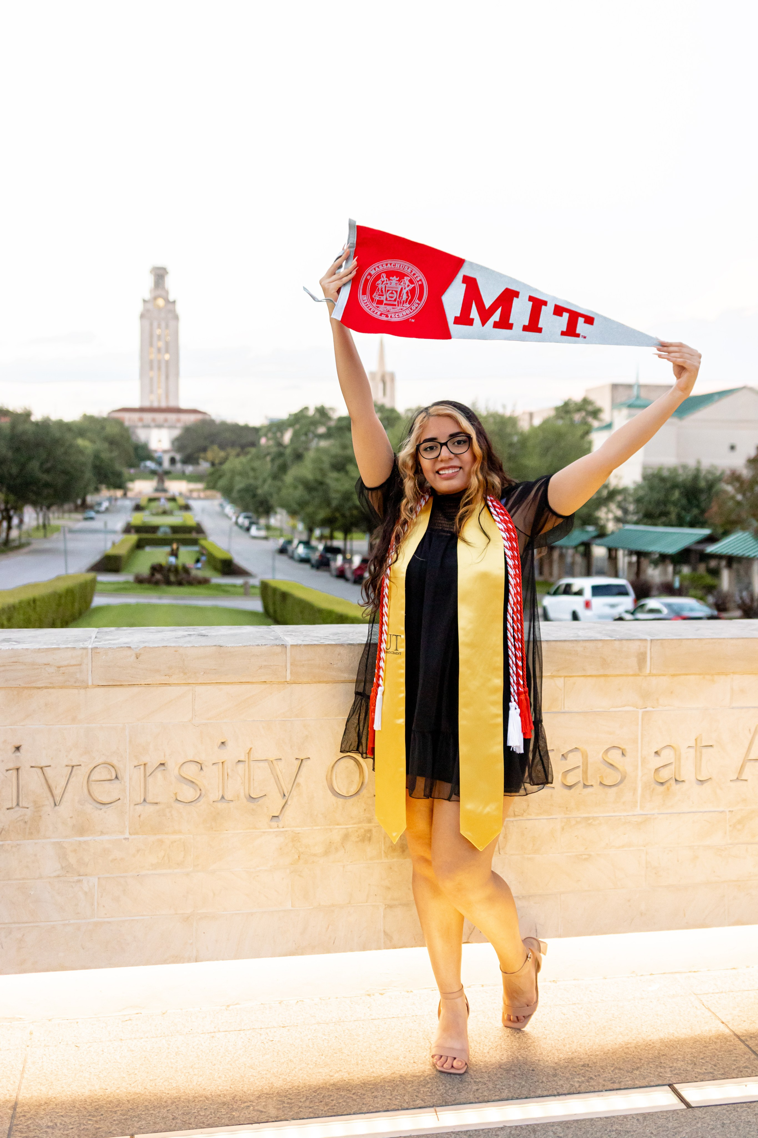 Marissa’s senior photoshoot at the University of Texas Austin