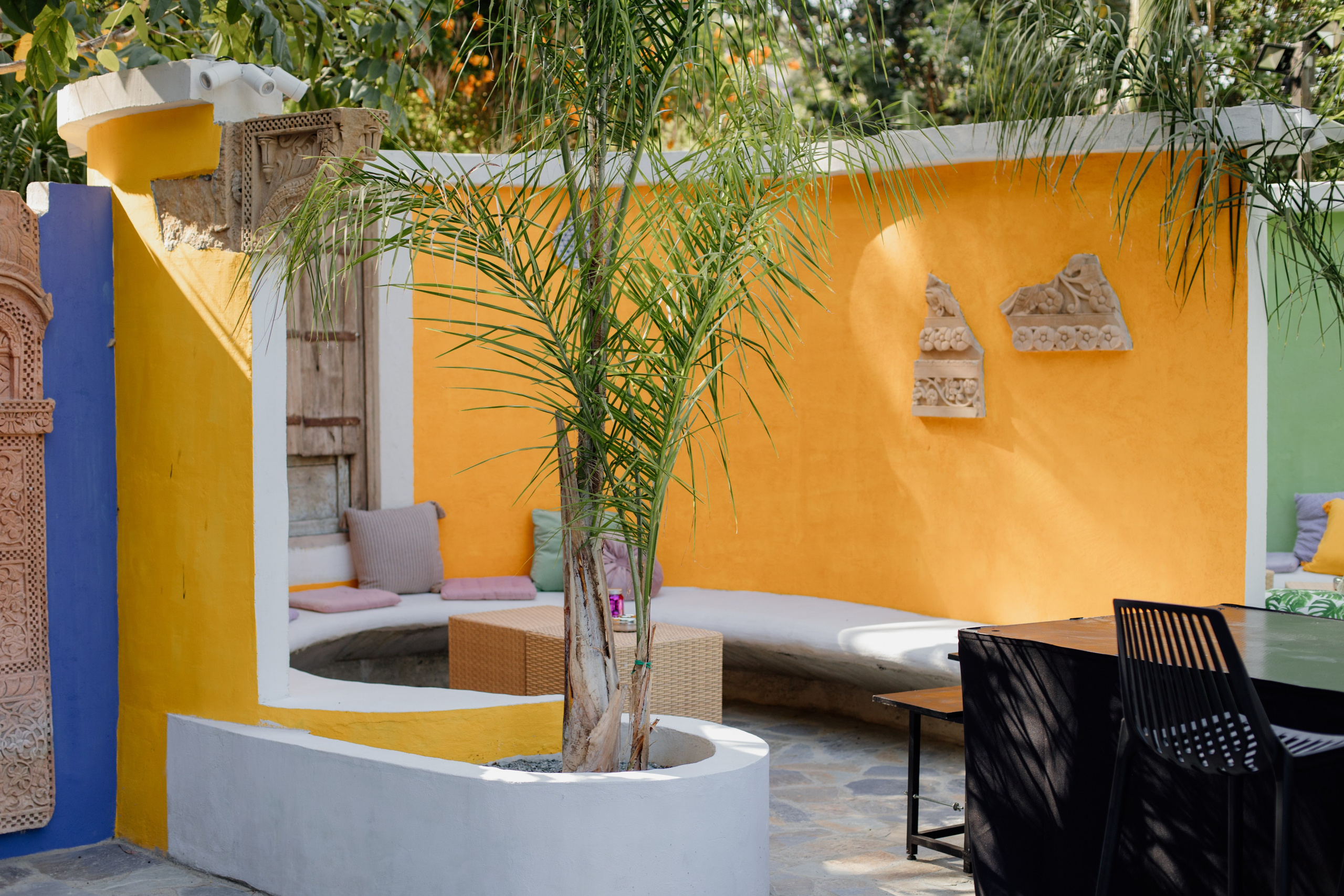 Payabl. Summer Party. Family and business portrait’s photographer in Cyprus