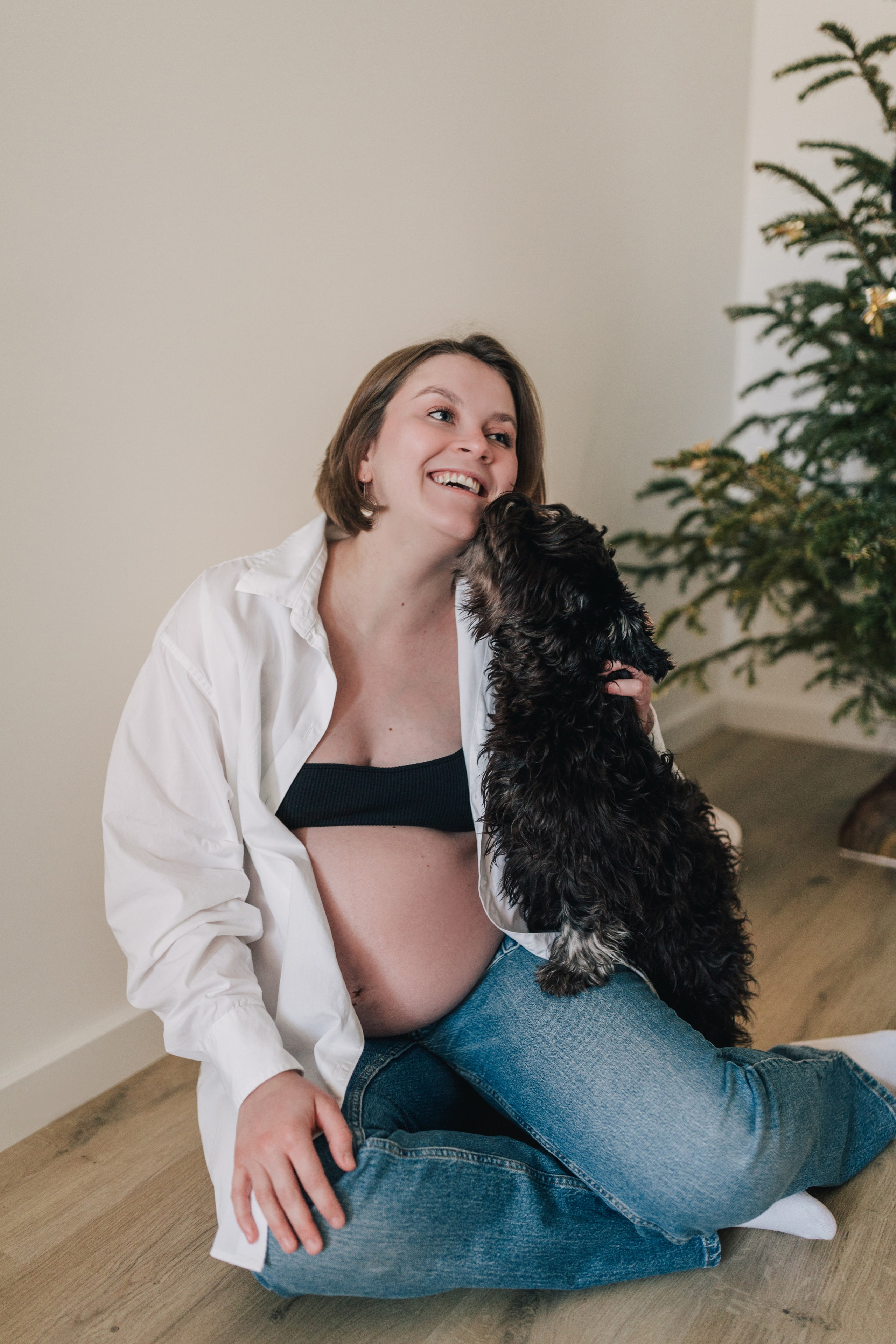 Pregnancy photoshooting in France. Фотограф, Руан, Франция