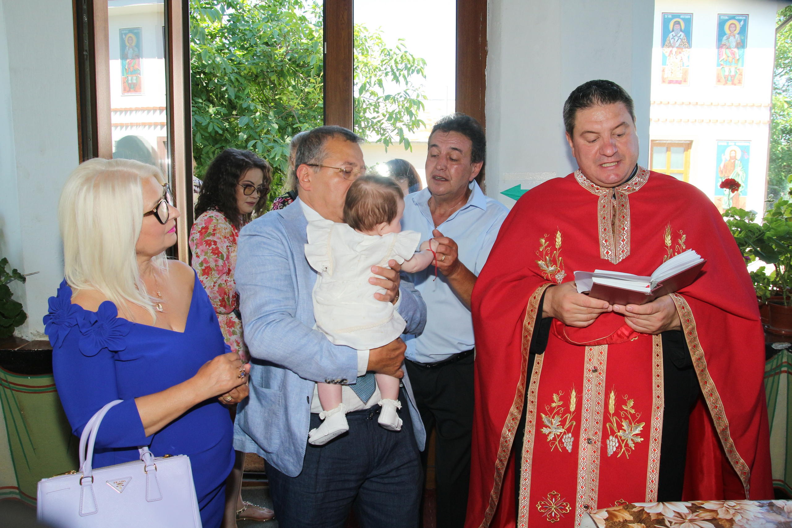 BYZO MEDIA. PETRU BYZO - family and children photographer in ROMANIA