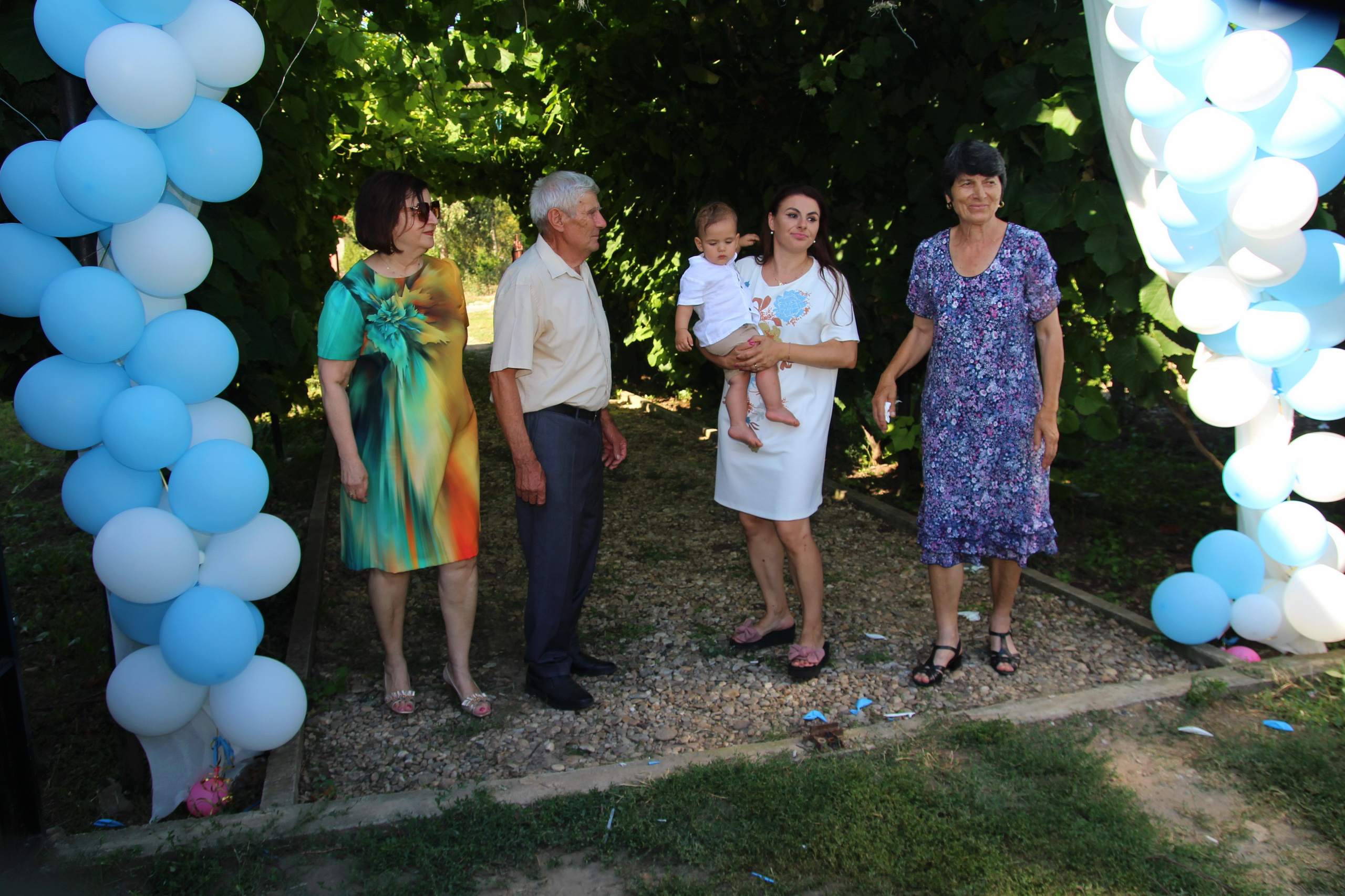 BYZO MEDIA. PETRU BYZO - family and children photographer in ROMANIA