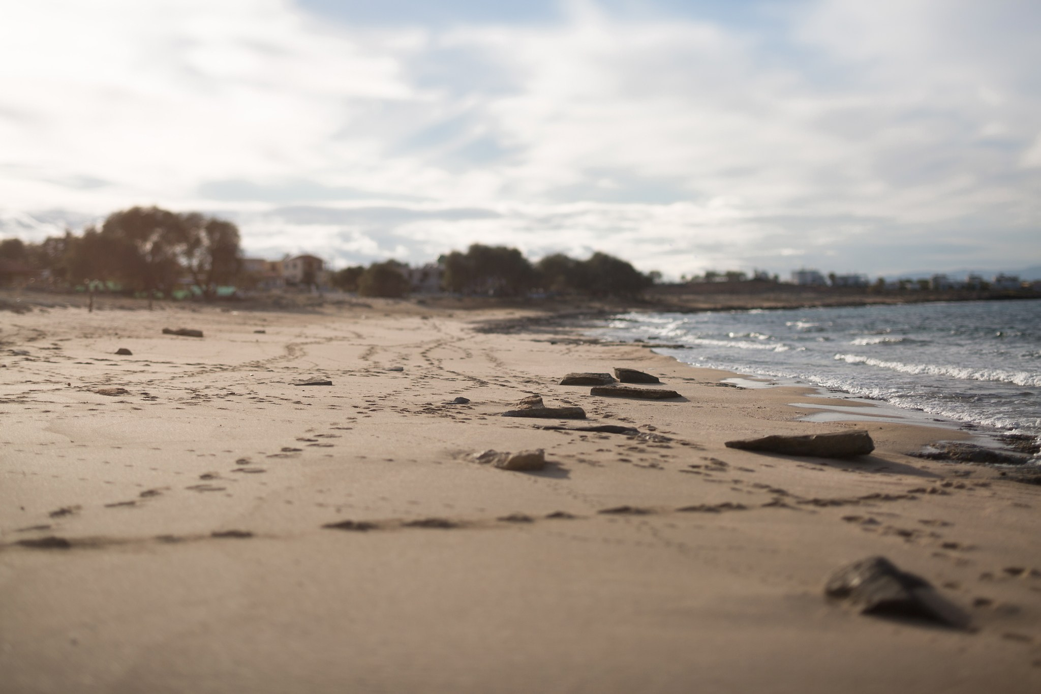 Ronalds & Svetlana, Crete. Denny Savon — Photographer in Santorini | Weddings, Love Stories & Flying Dress