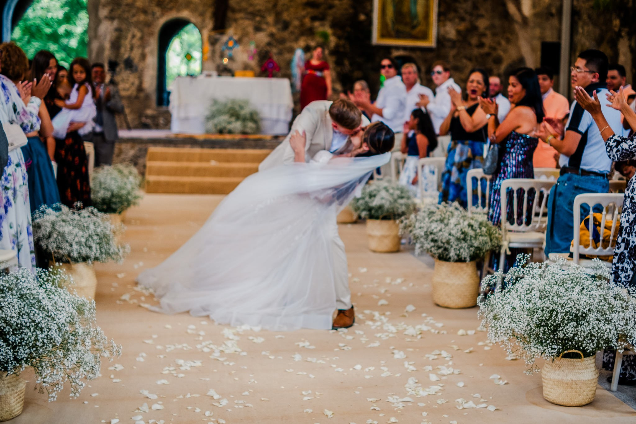 Abril & Dylan / Morelos. Wedding and family photographer in Mexico City