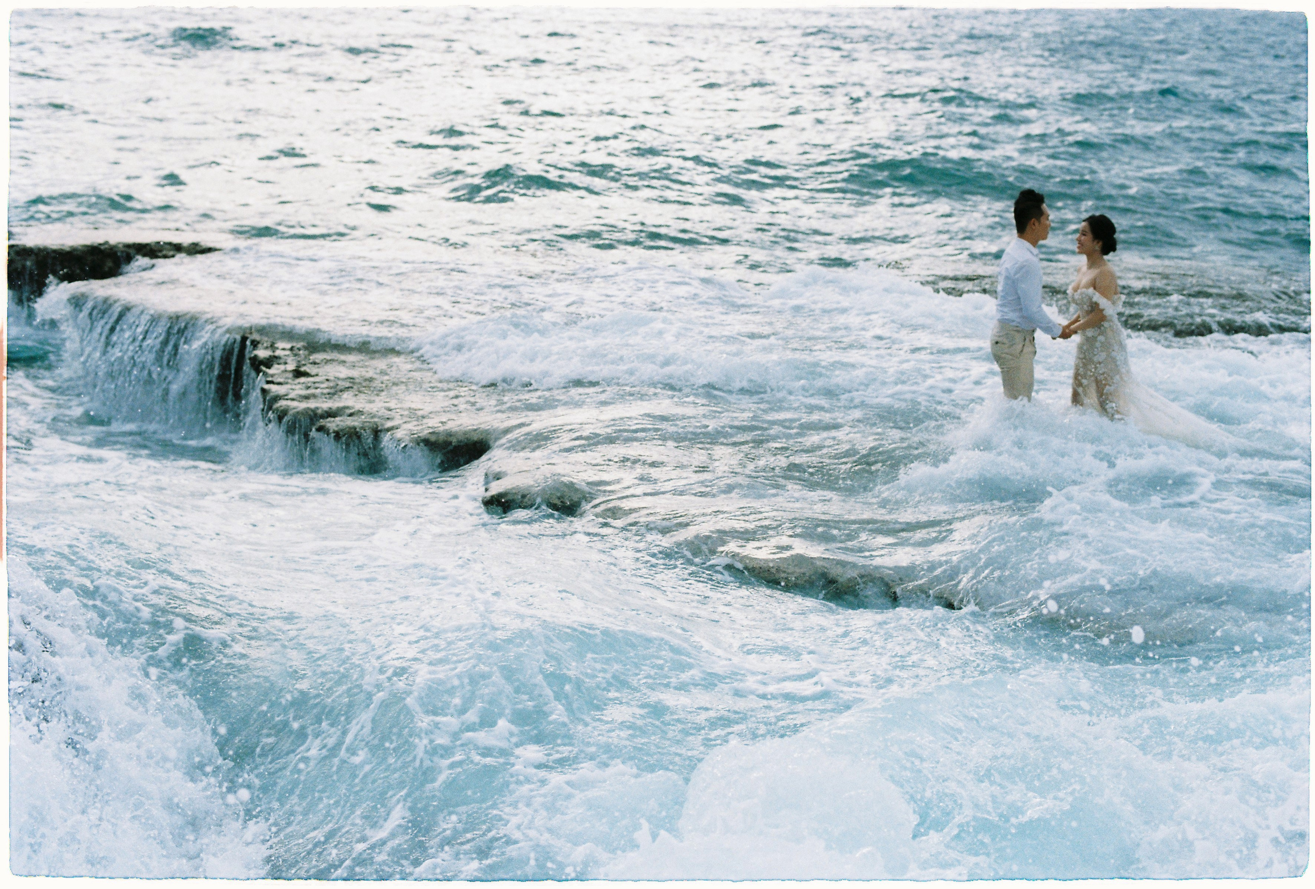 J&V | VINH HY. Anns wedding photography