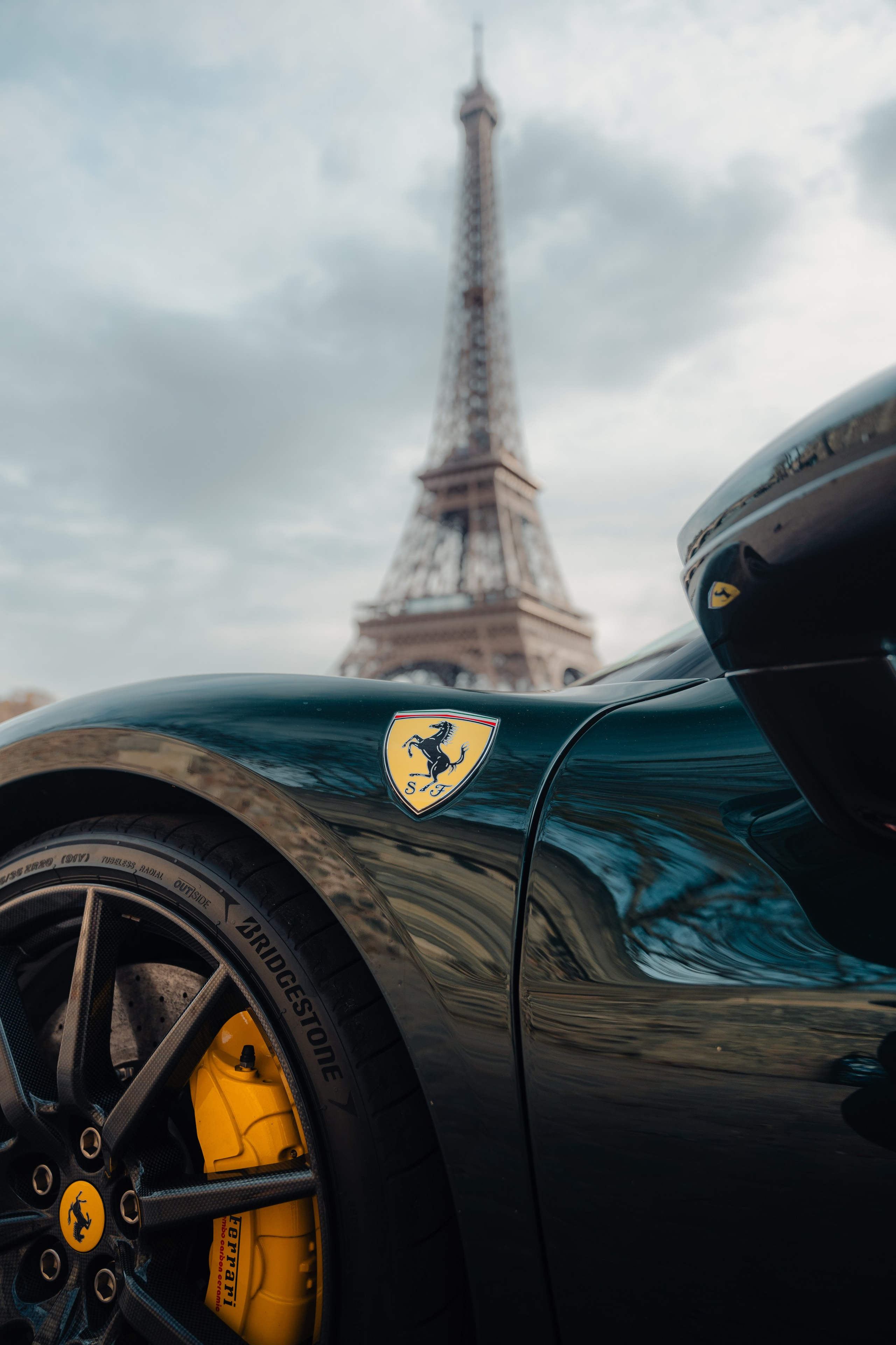 Ferrari 296 GTB. Photographer in Paris — Vitalii Motruk