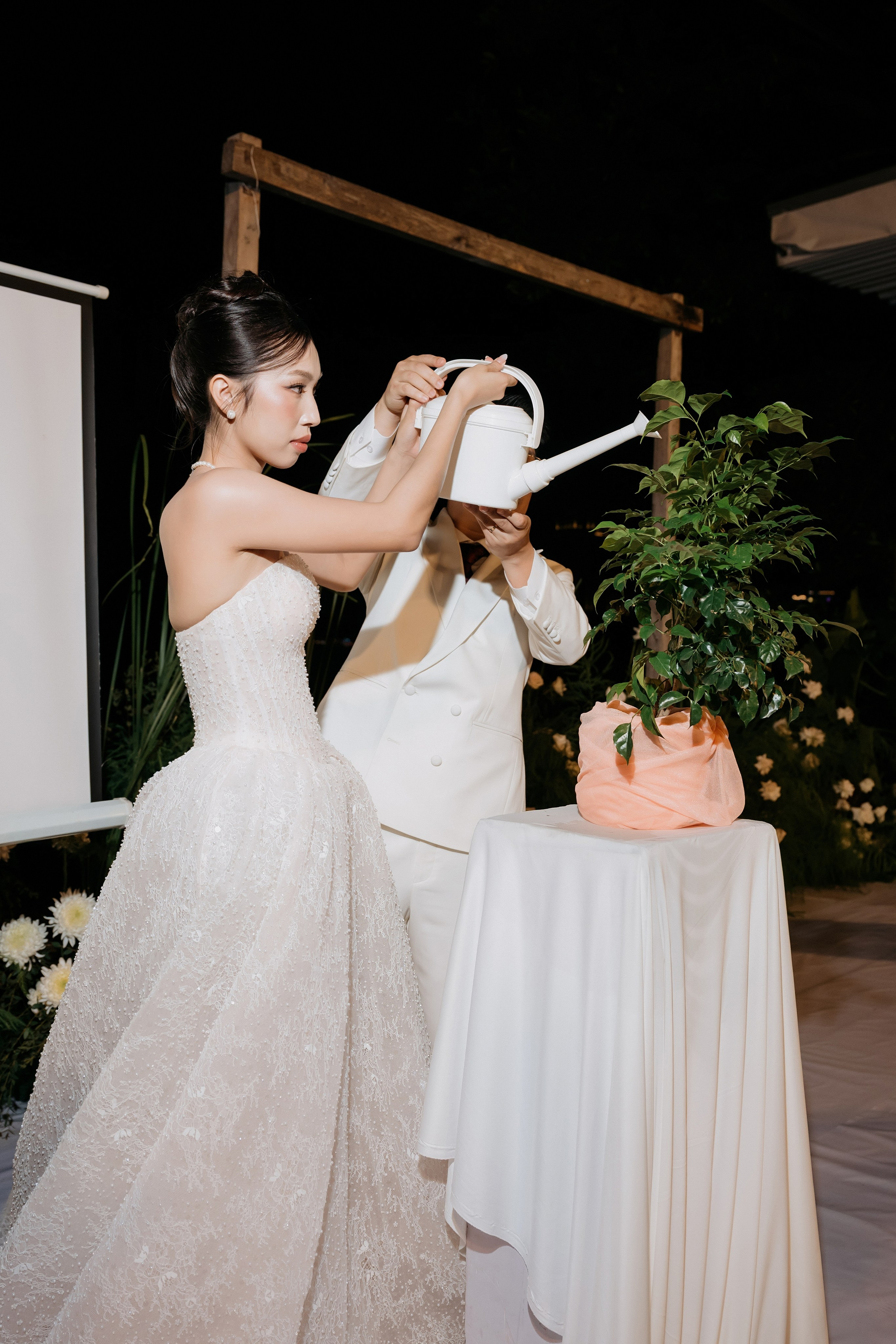 DO & ANH/Destination Wedding. Nhiếp ảnh gia đám cưới hàng đầu tại Thành Phố Hồ Chí Minh