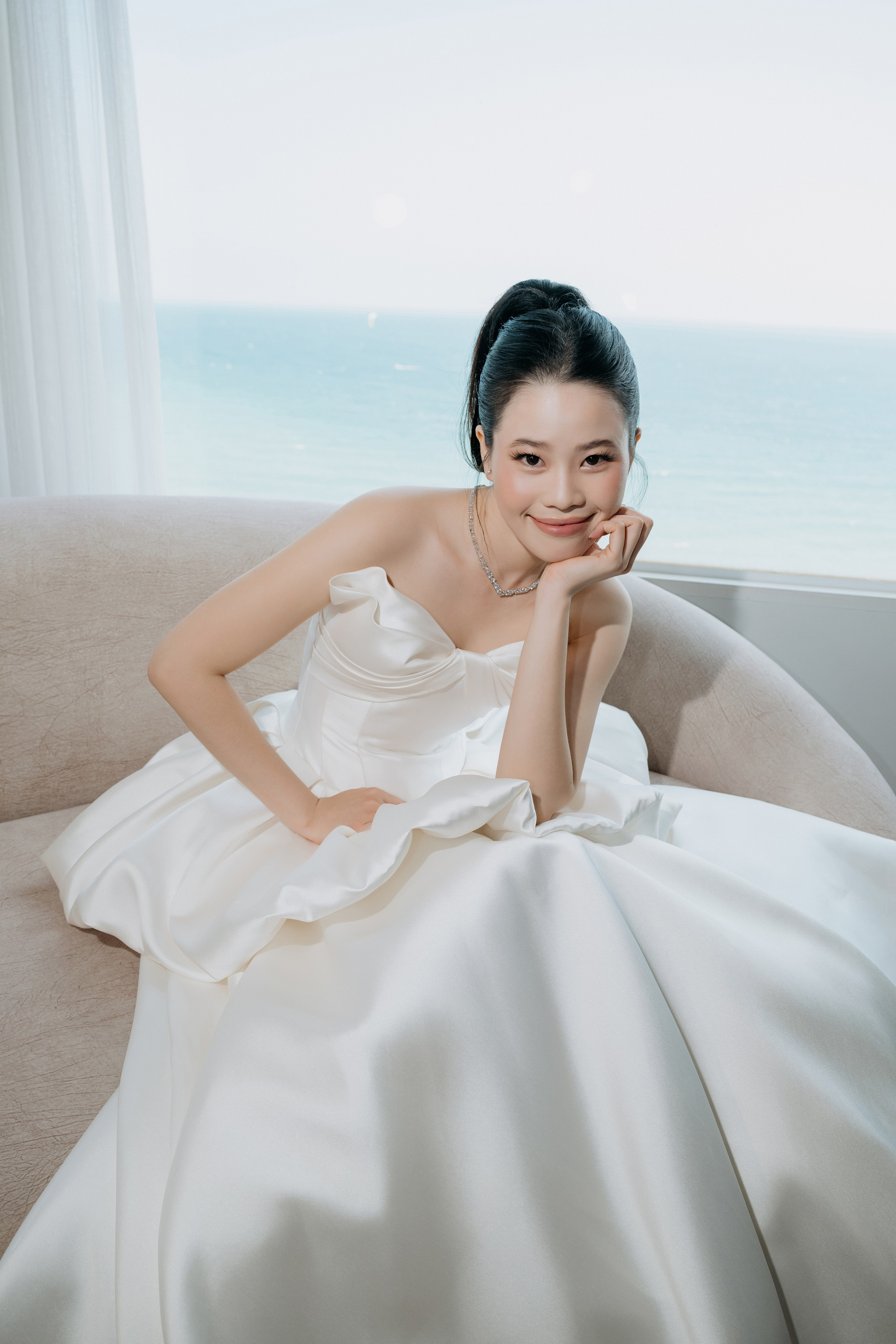 DIEU & THINH/Destination Wedding. Nhiếp ảnh gia đám cưới hàng đầu tại Thành Phố Hồ Chí Minh