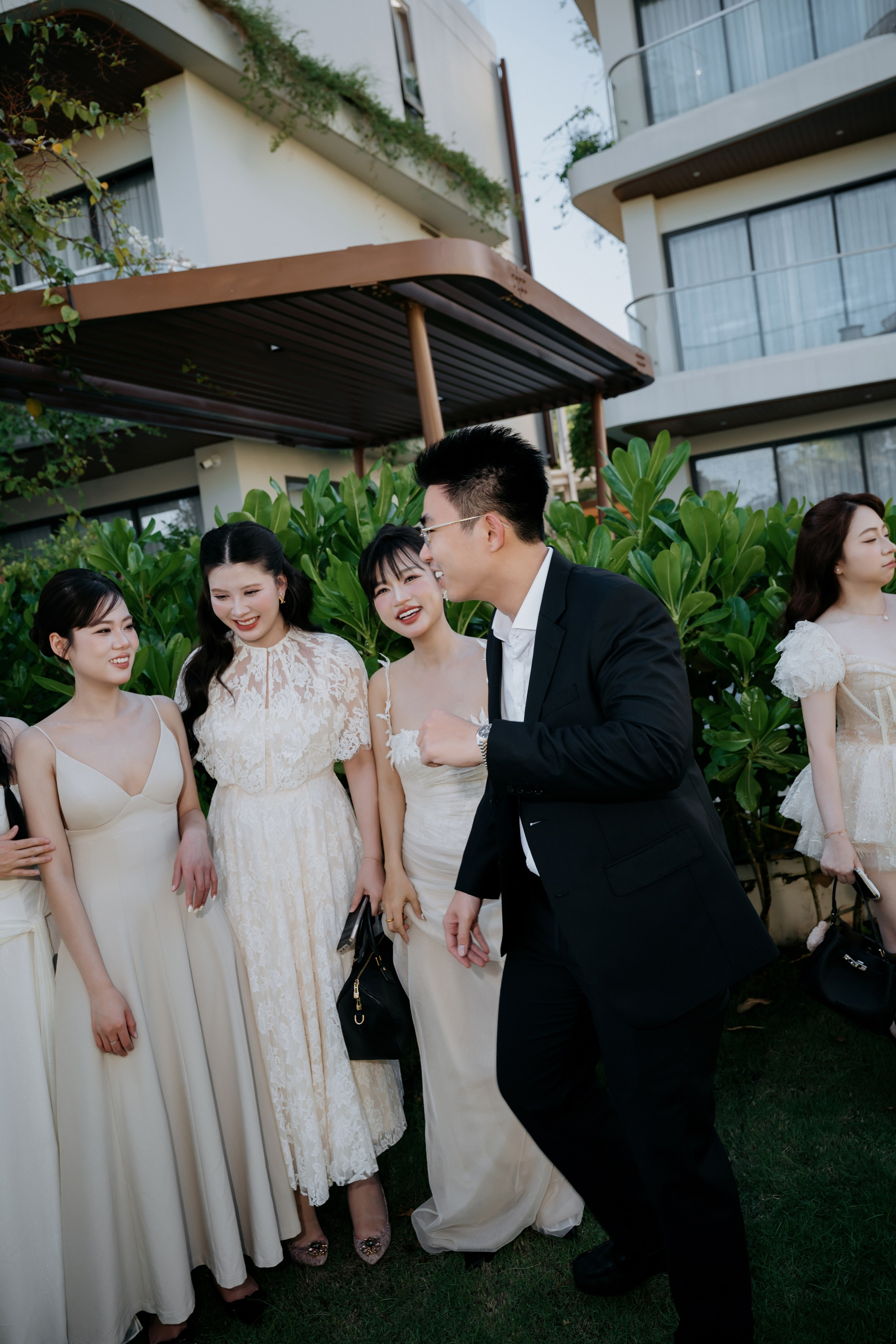 DUC HOANG & HUONG ANH / The Vows. Saigon Wedding Present | Art Beyond Moments