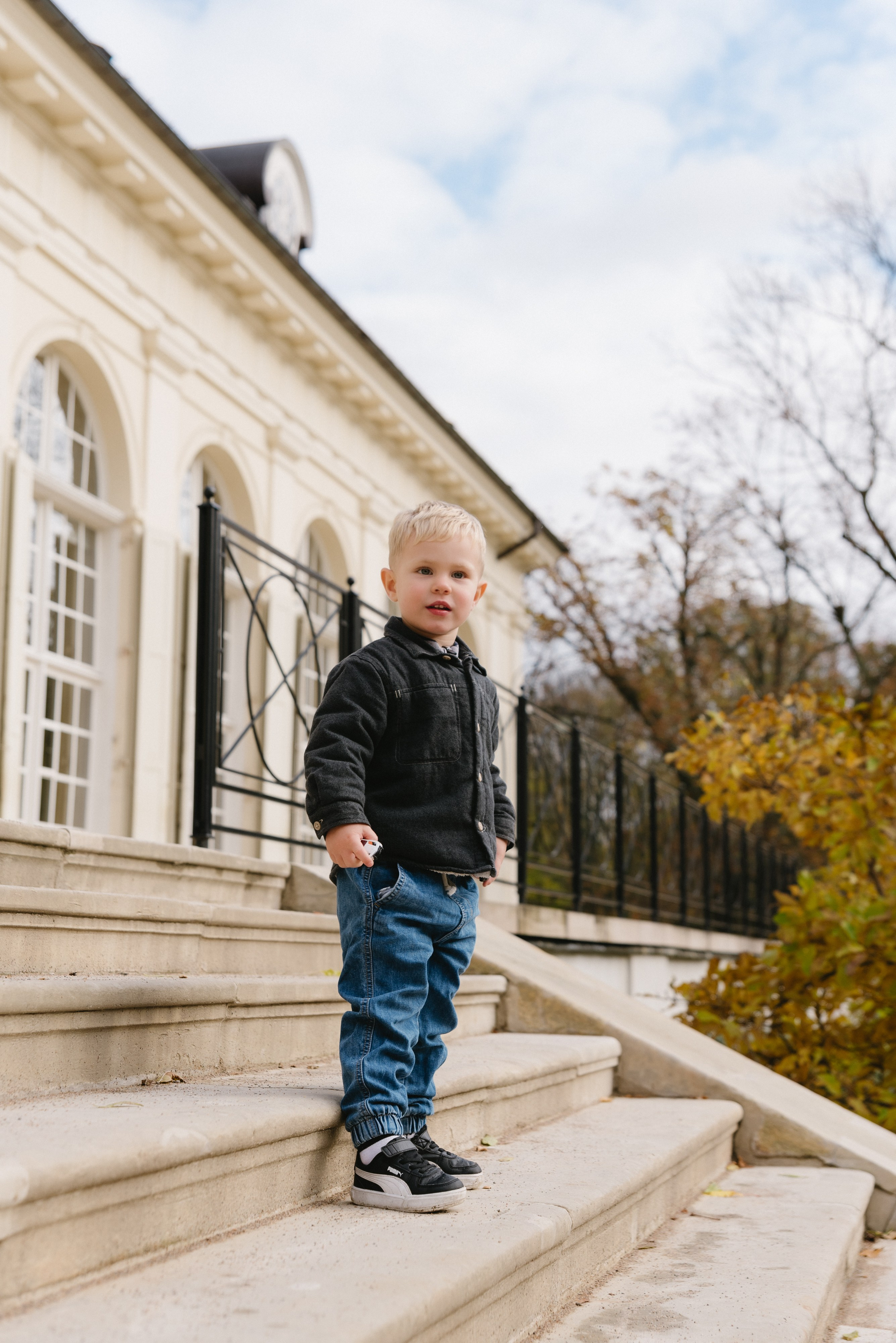 Sesja rodzinna Hanna, Vlad & Matvei. Eugene Save – Fotograf Ślubny i Rodzinny | Warszawa i Cała Polska