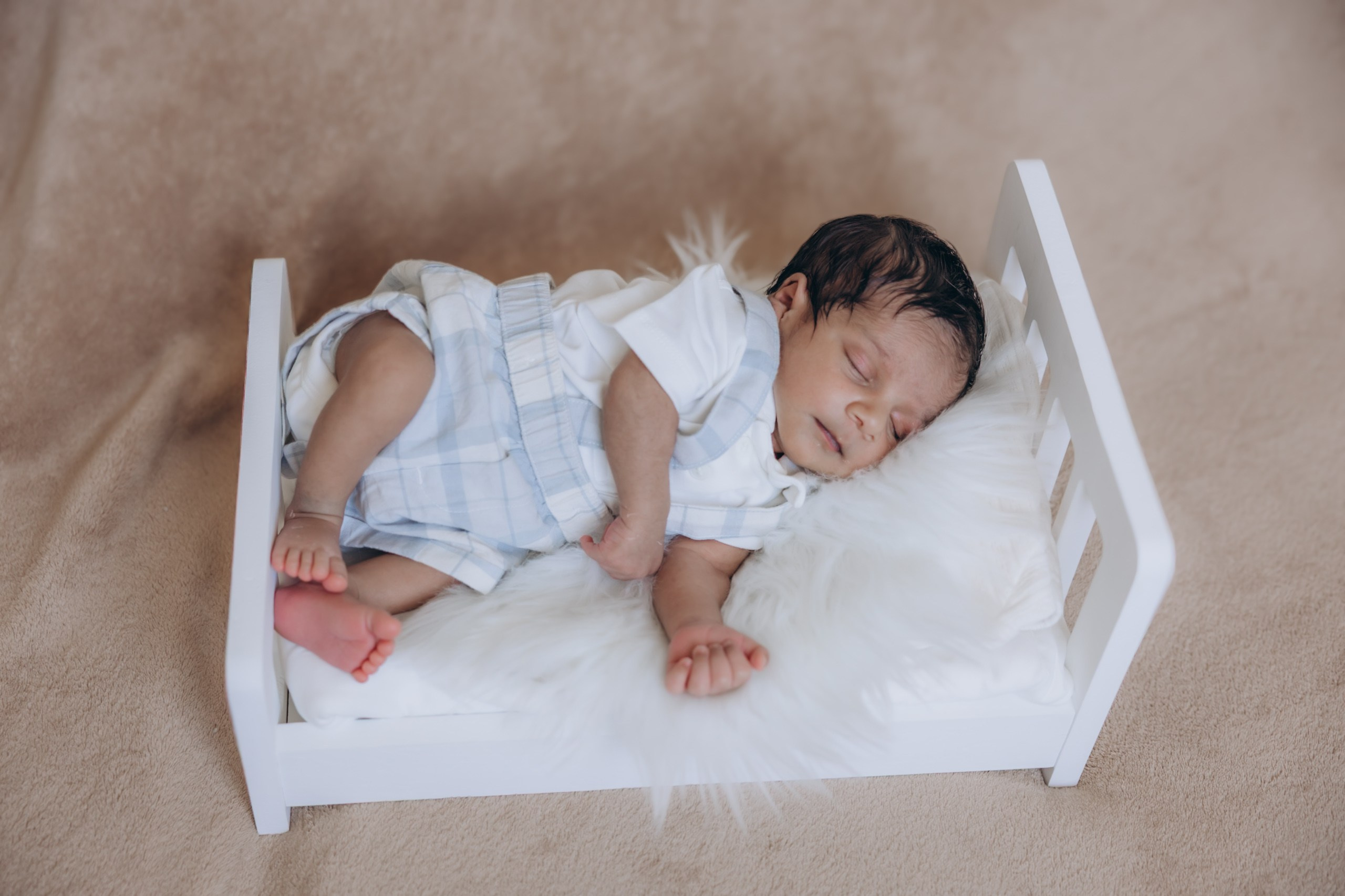 Newborn and family. Family and children’s lifestyle photographer Elena Tumanova