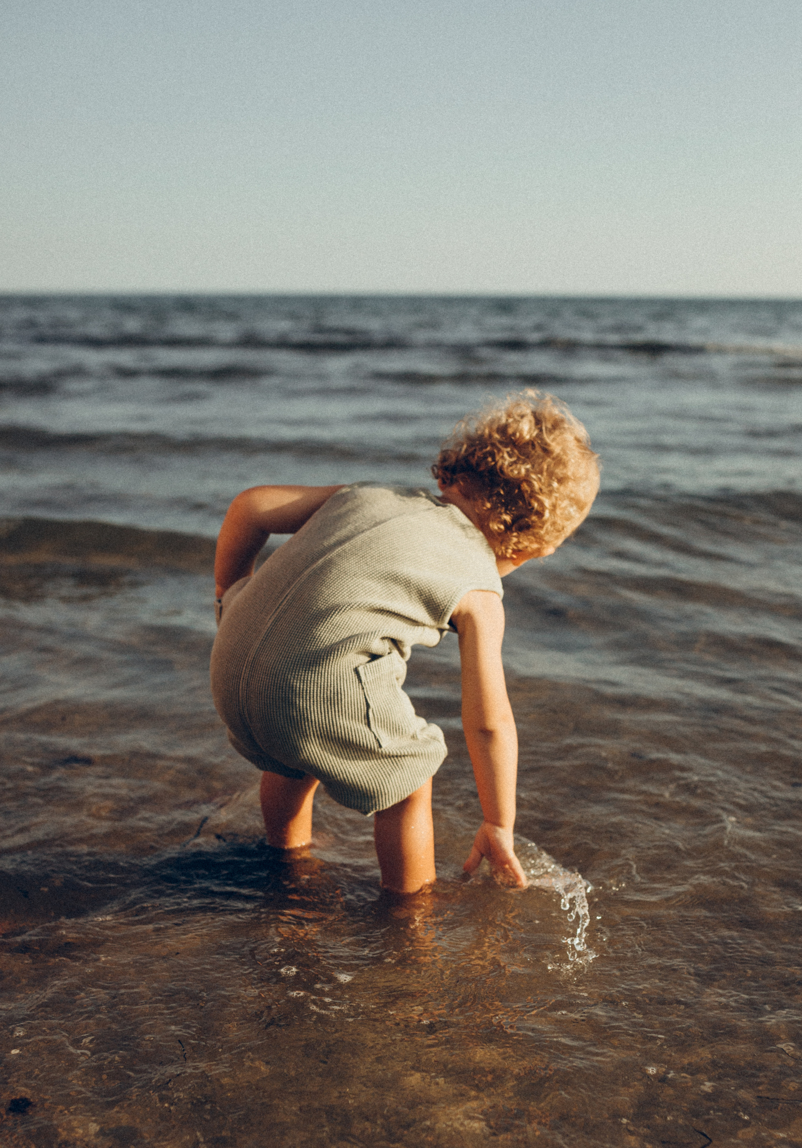 Family story on the beach. Фотограф в Венеции