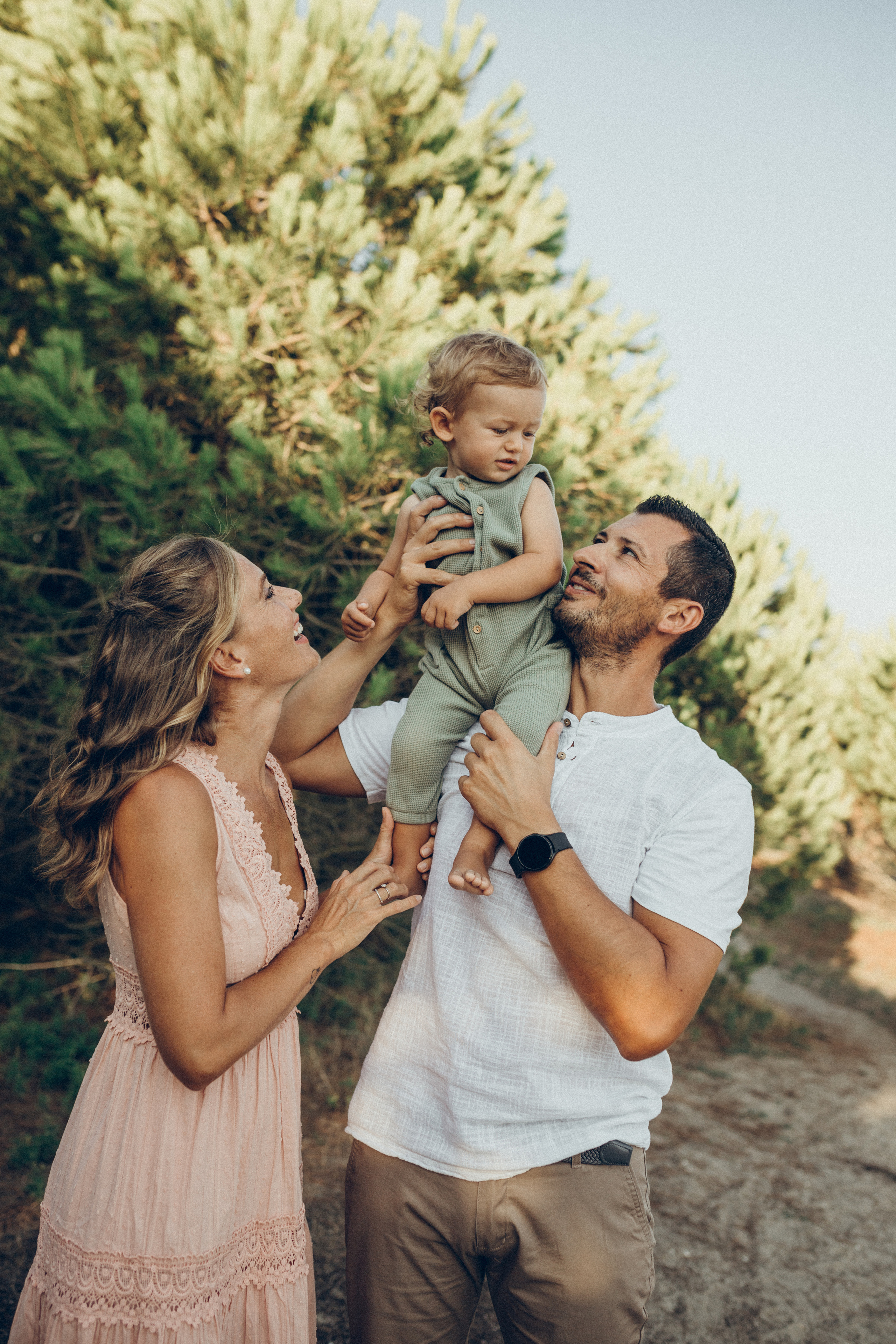Family story on the beach. Фотограф в Венеции