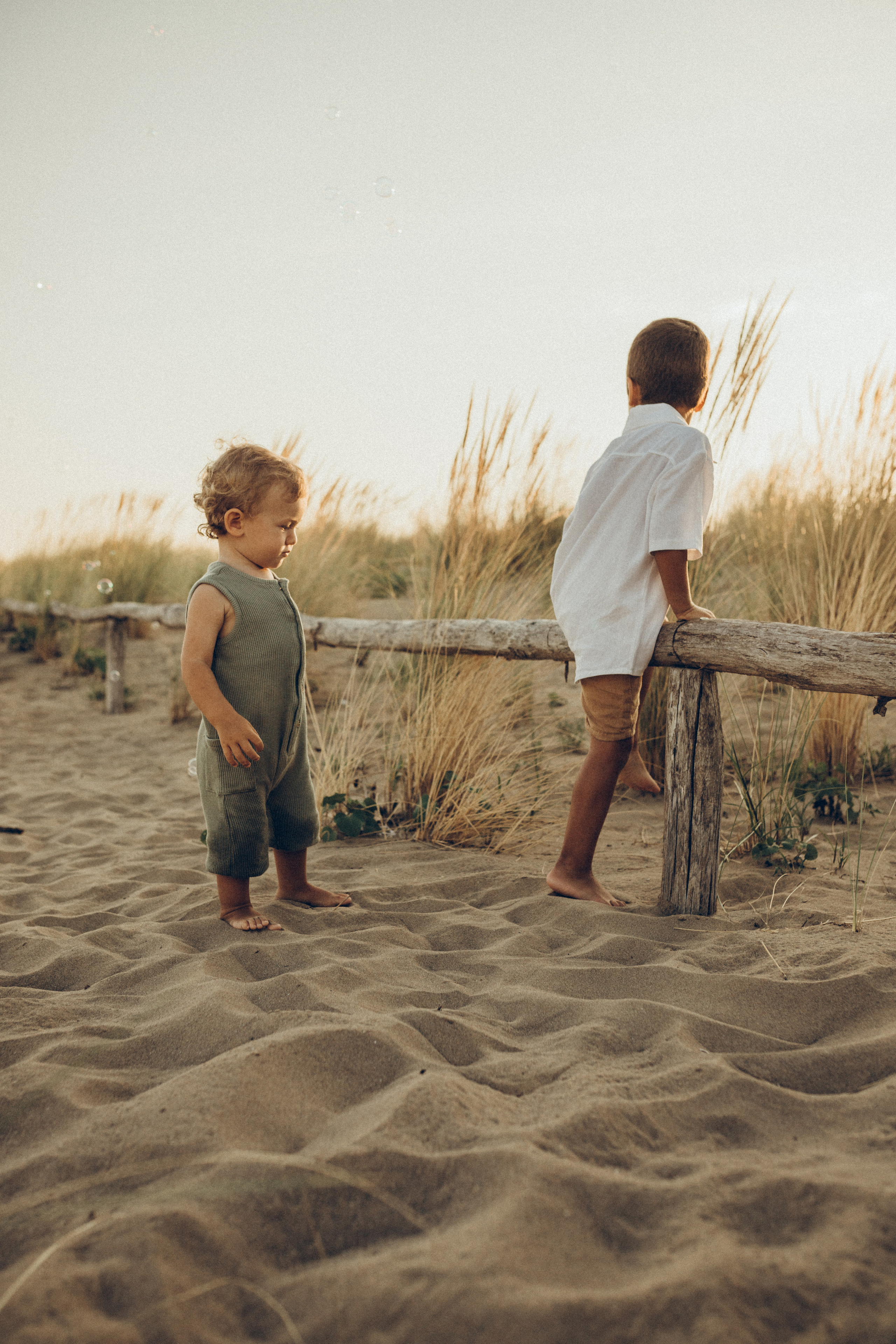 Family story on the beach. Фотограф в Венеции