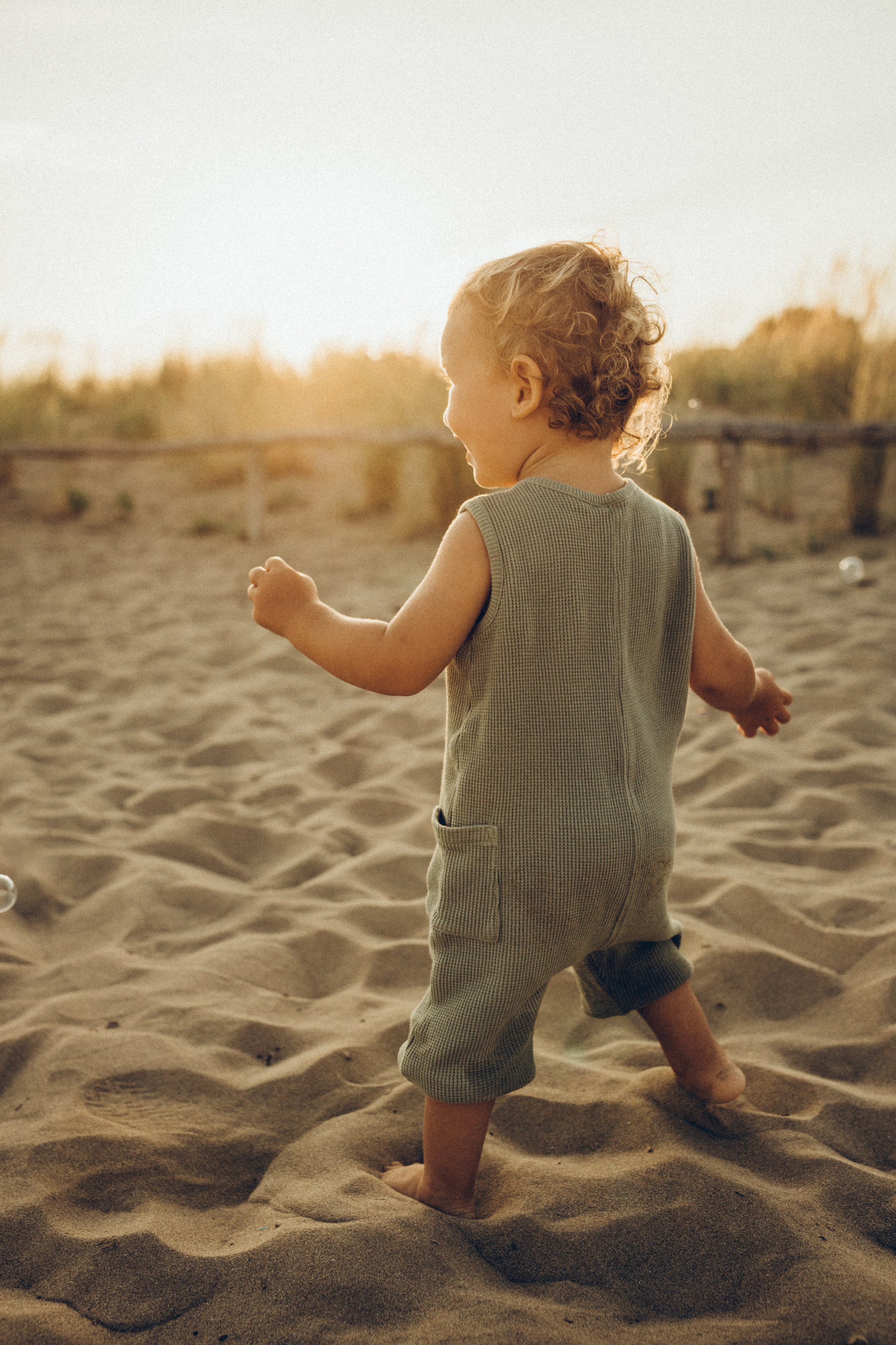 Family story on the beach. Фотограф в Венеции