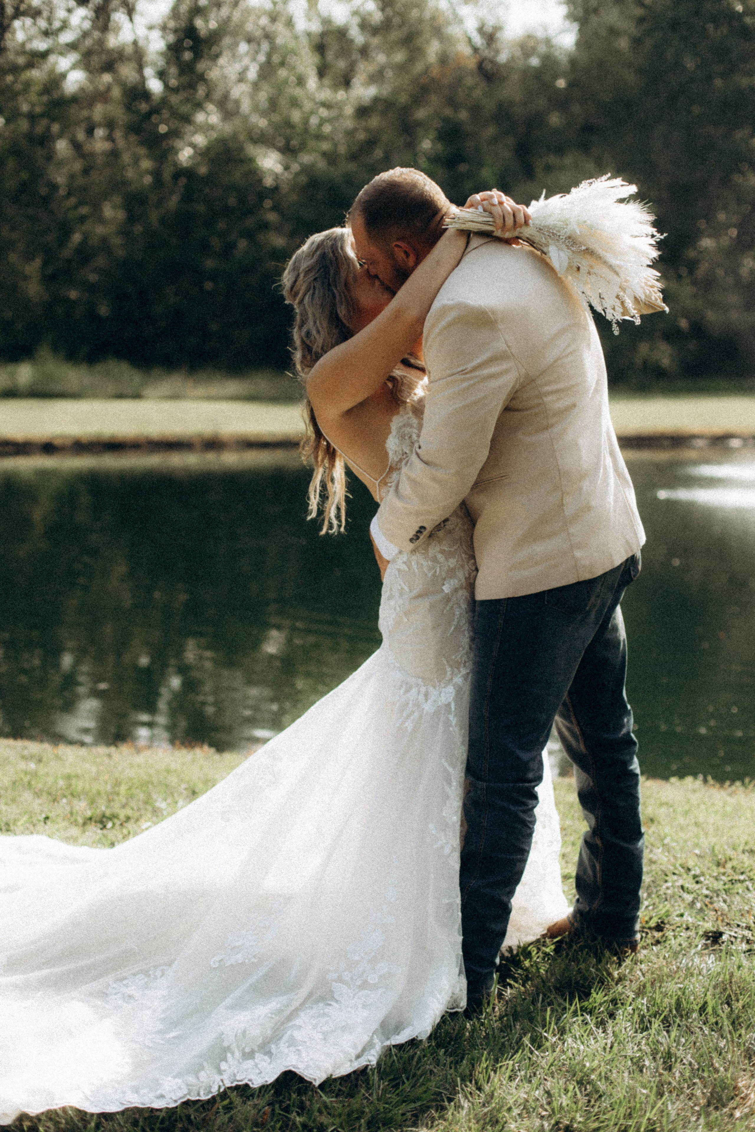Blake & Stacy (KY). CAPTURED BY SHANKS PHOTOGRAPHY
