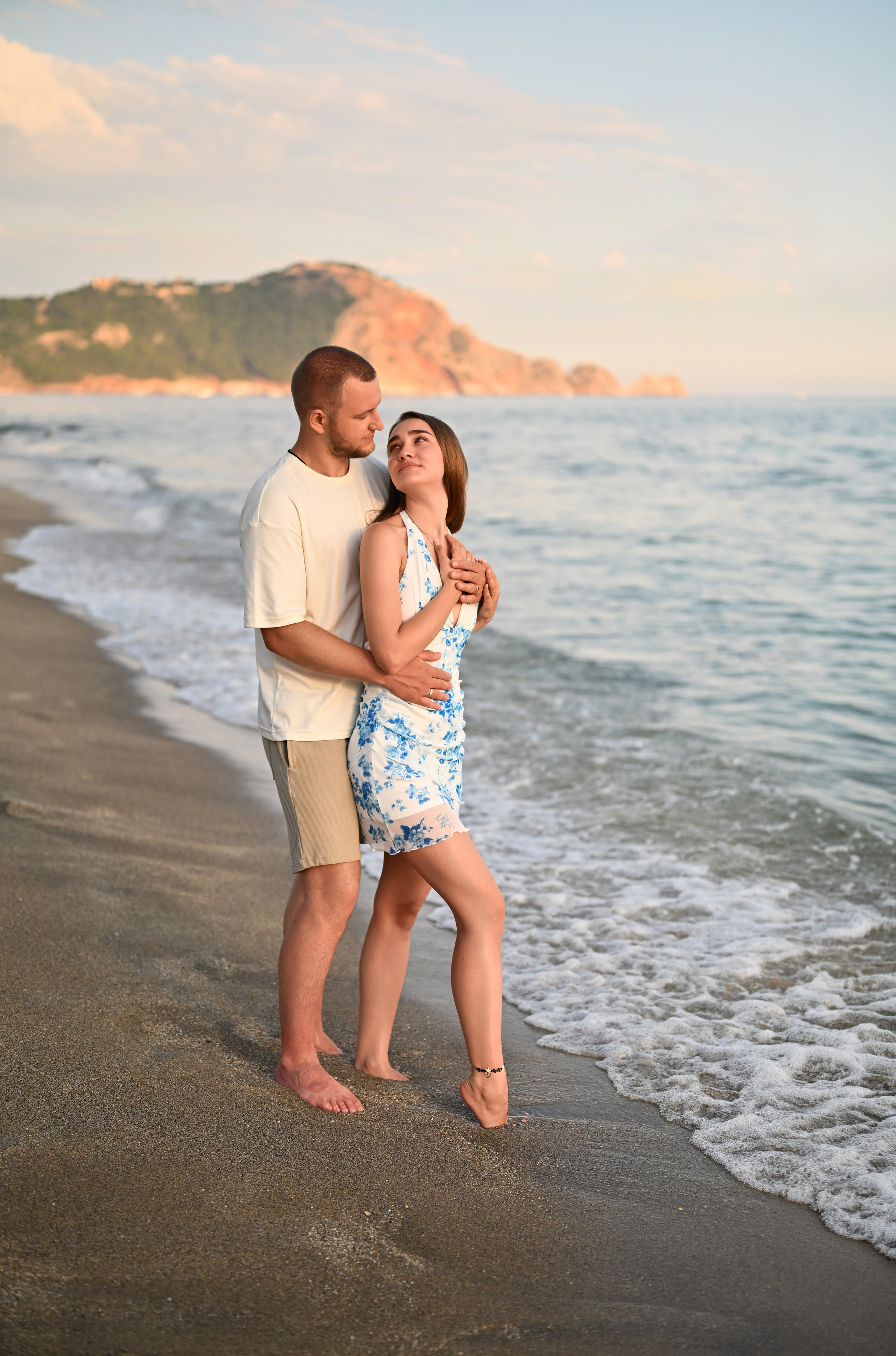 Love story на пляже Клеопатра. Photographer in Alanya, Side, Manavgat. Türkiye