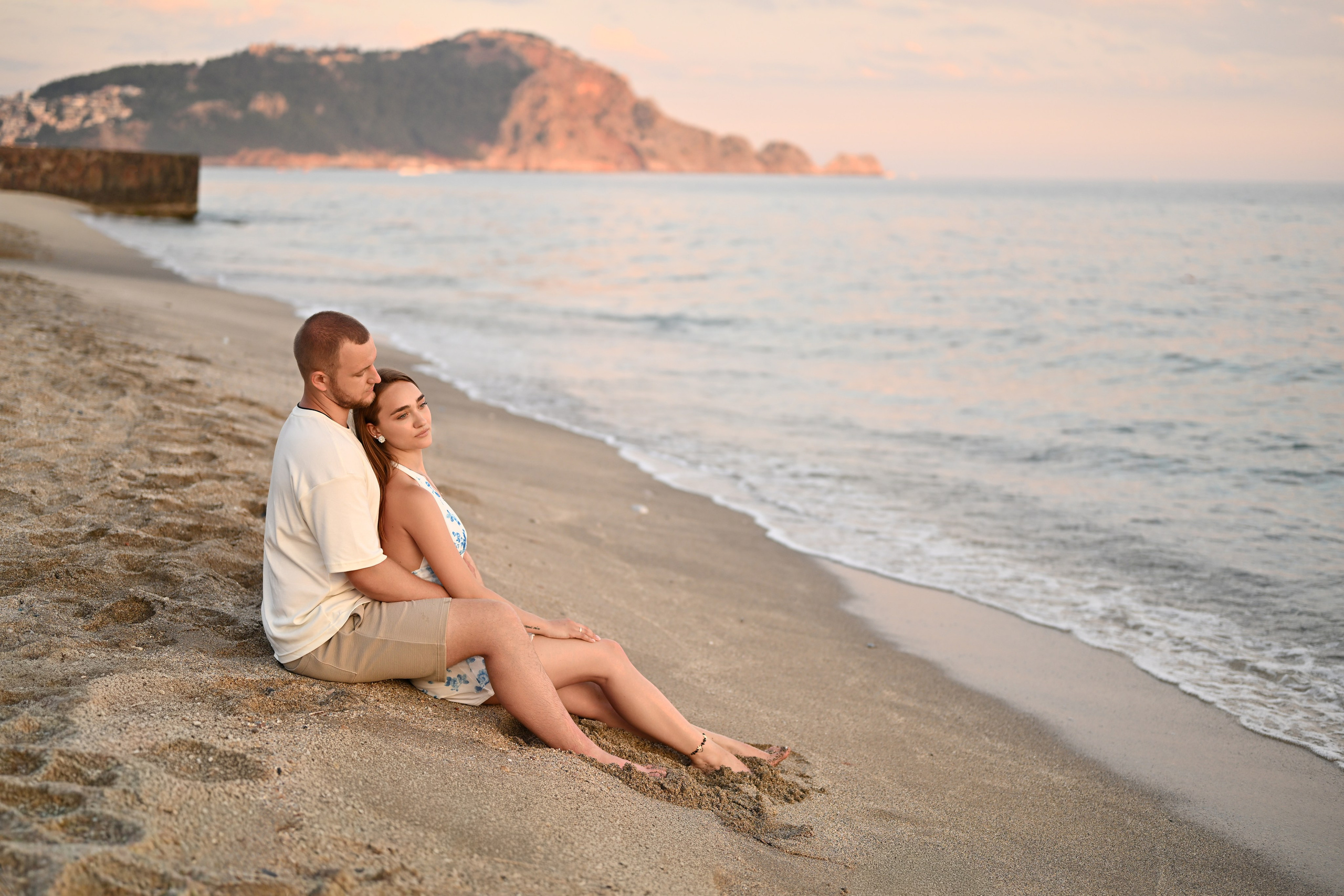 Love story на пляже Клеопатра. Photographer in Alanya, Side, Manavgat. Türkiye
