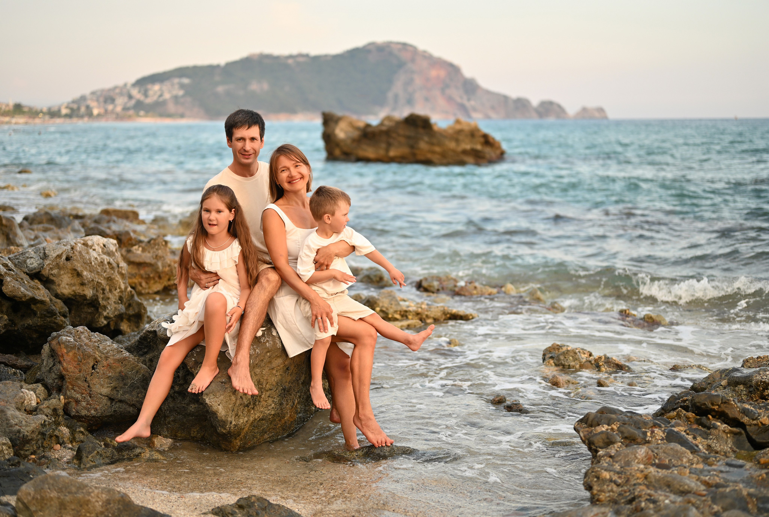 Семейная съемка на пляже Клеопатра. Photographer in Alanya, Side, Manavgat. Türkiye