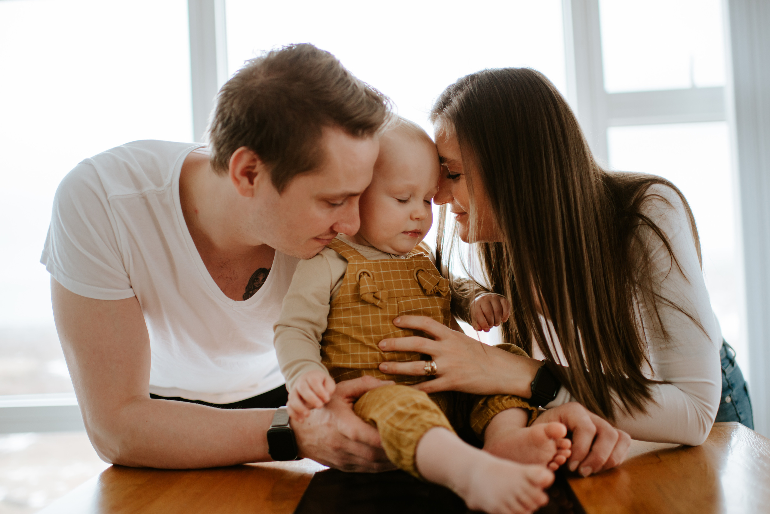 Family home visit. Michalina Dzianach Wedding Photographer Iceland