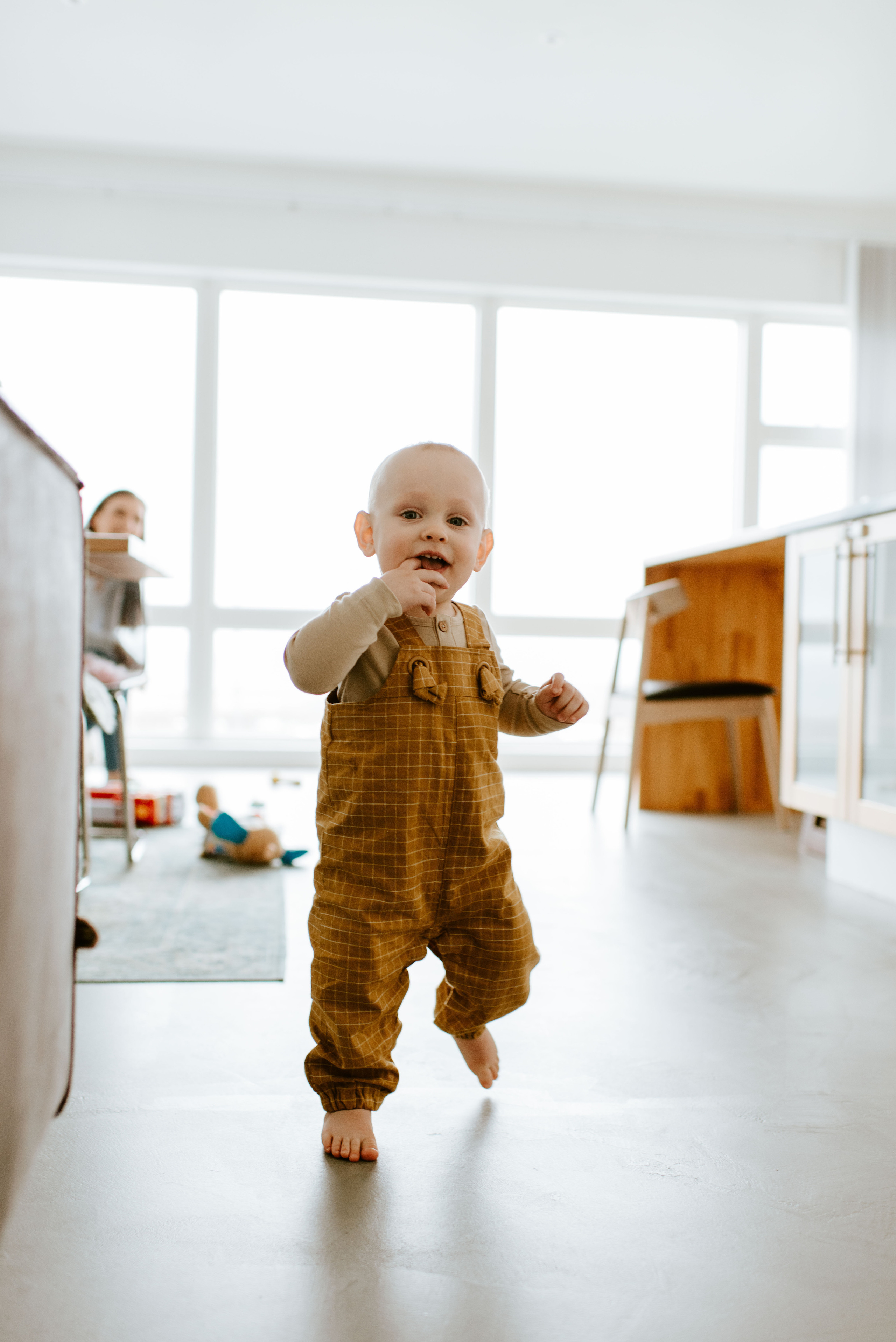 Family home visit. Michalina Dzianach Wedding Photographer Iceland