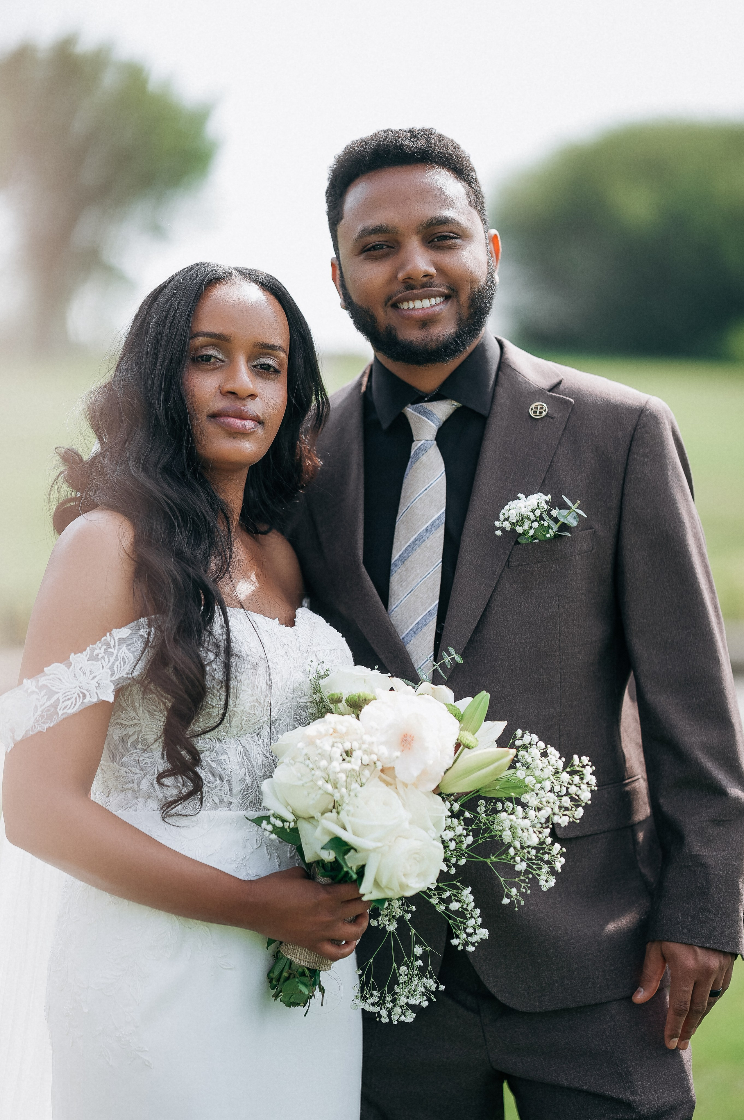 WEDDINGS. Calgary Portrait & Family and Child Photographer