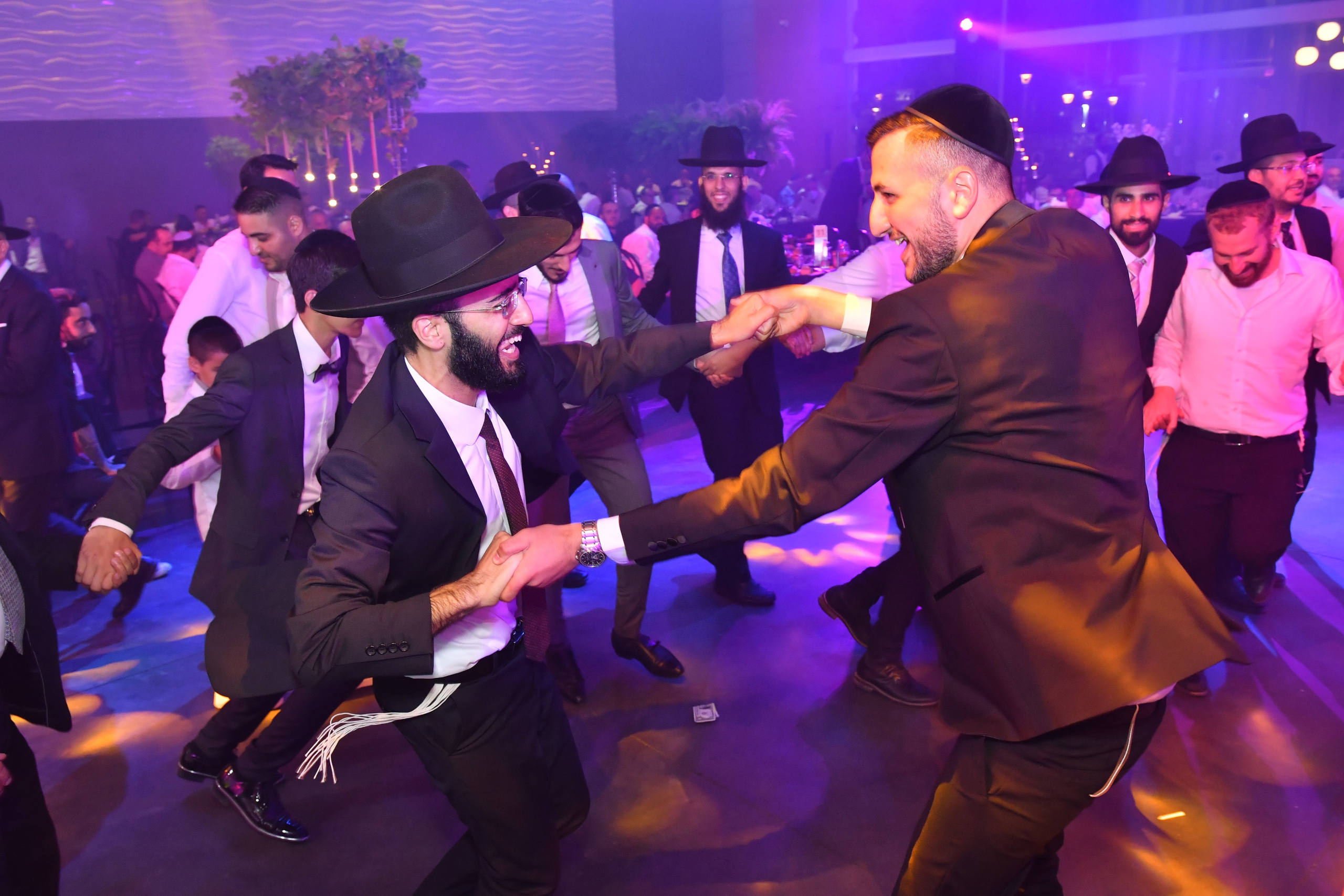 Efrat & Yosef. Wedding and events photographers Studio Shalom