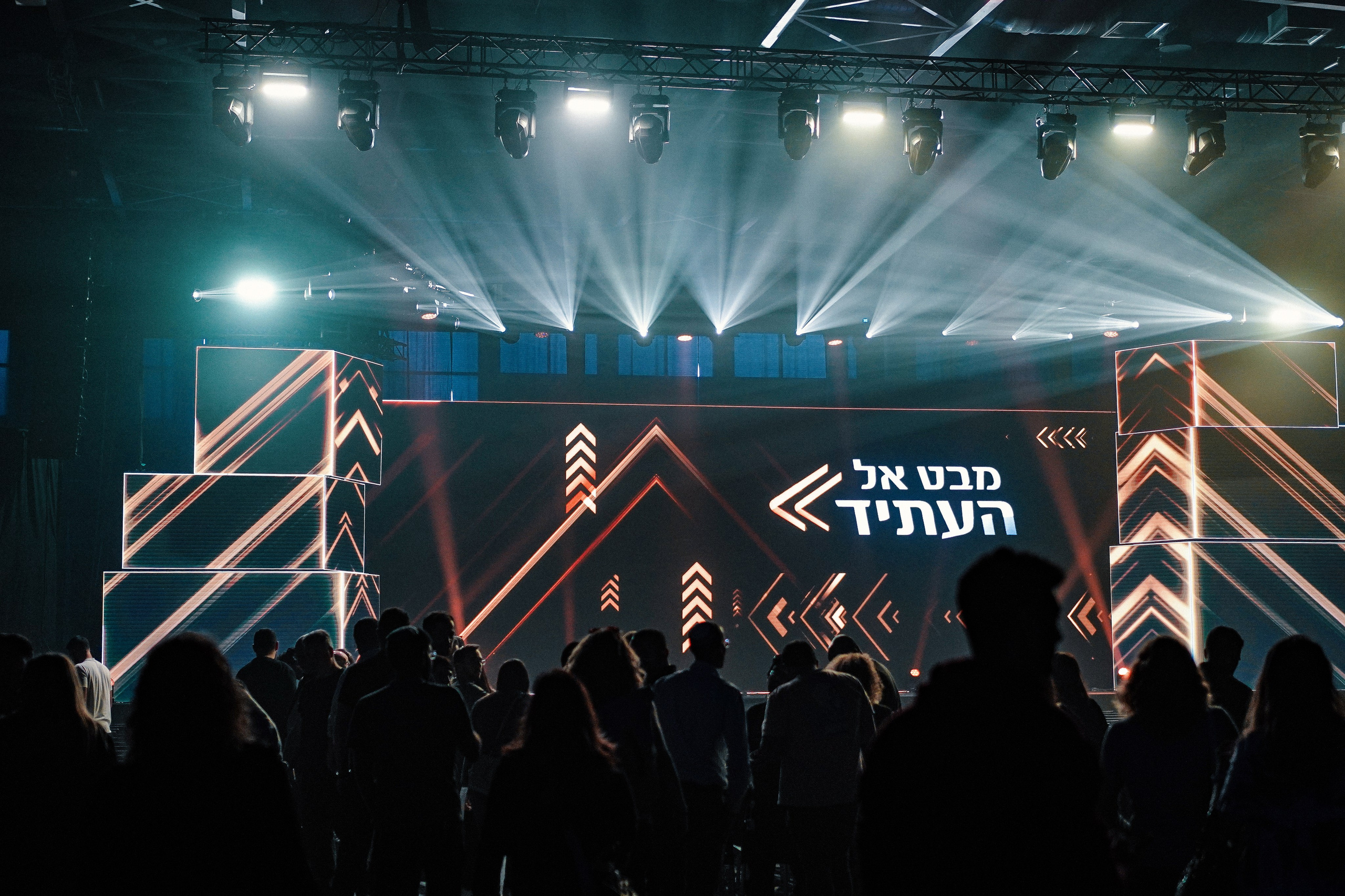 Business. Dmitry Gorodetsky Event Photographer