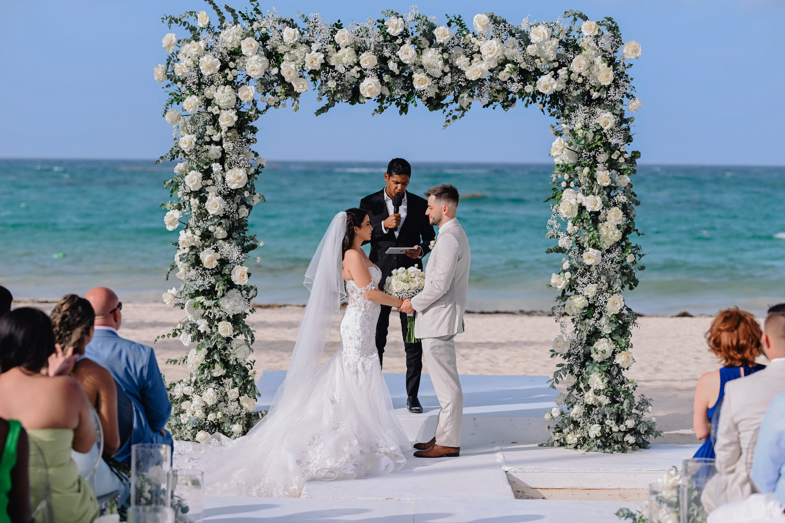 Jessica & Bartlomiej. Kukua Beach Club