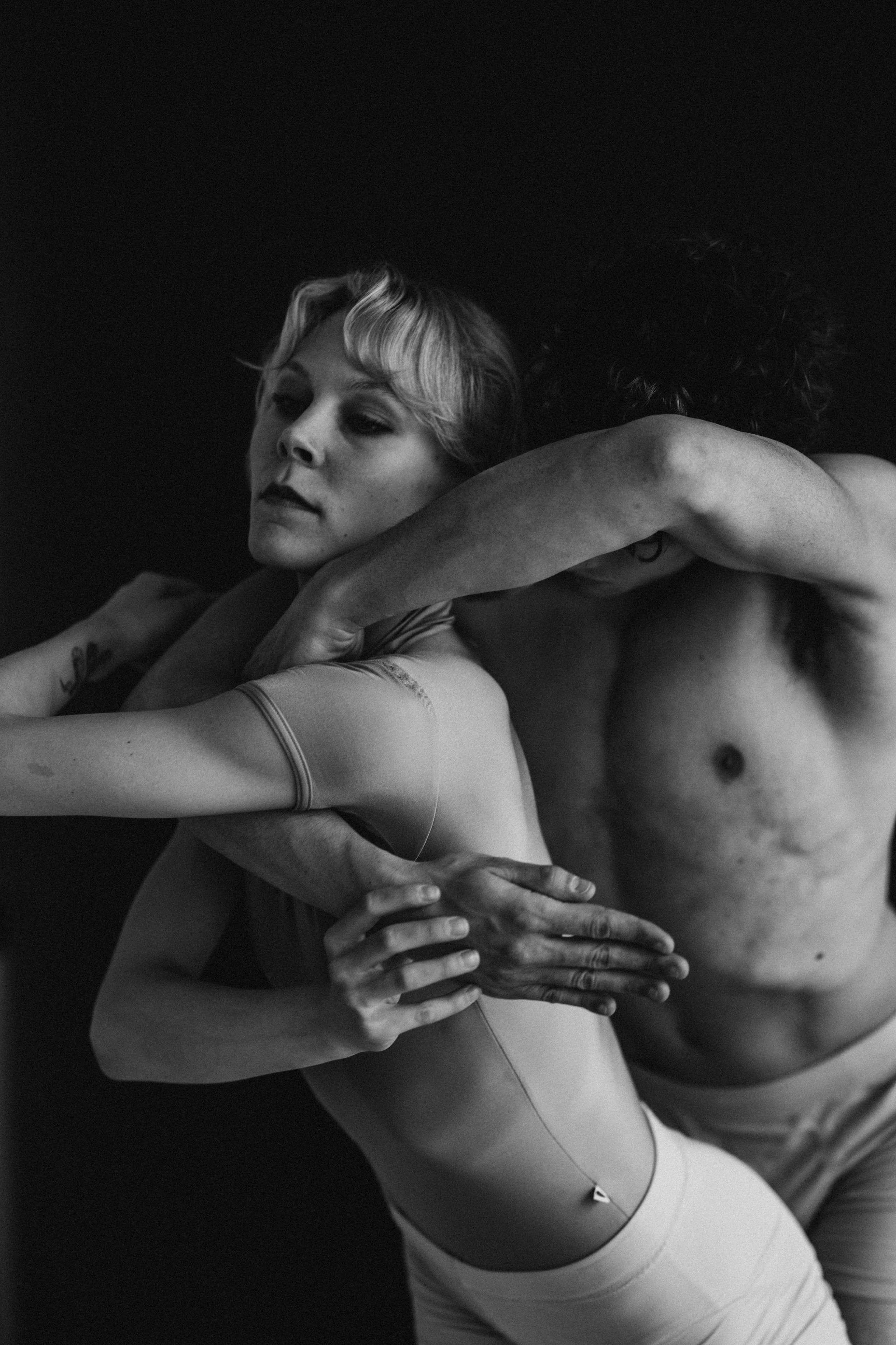 DANCERS. Victoria Olonen – Cinematic Portrait Artist | Helsinki & Europe