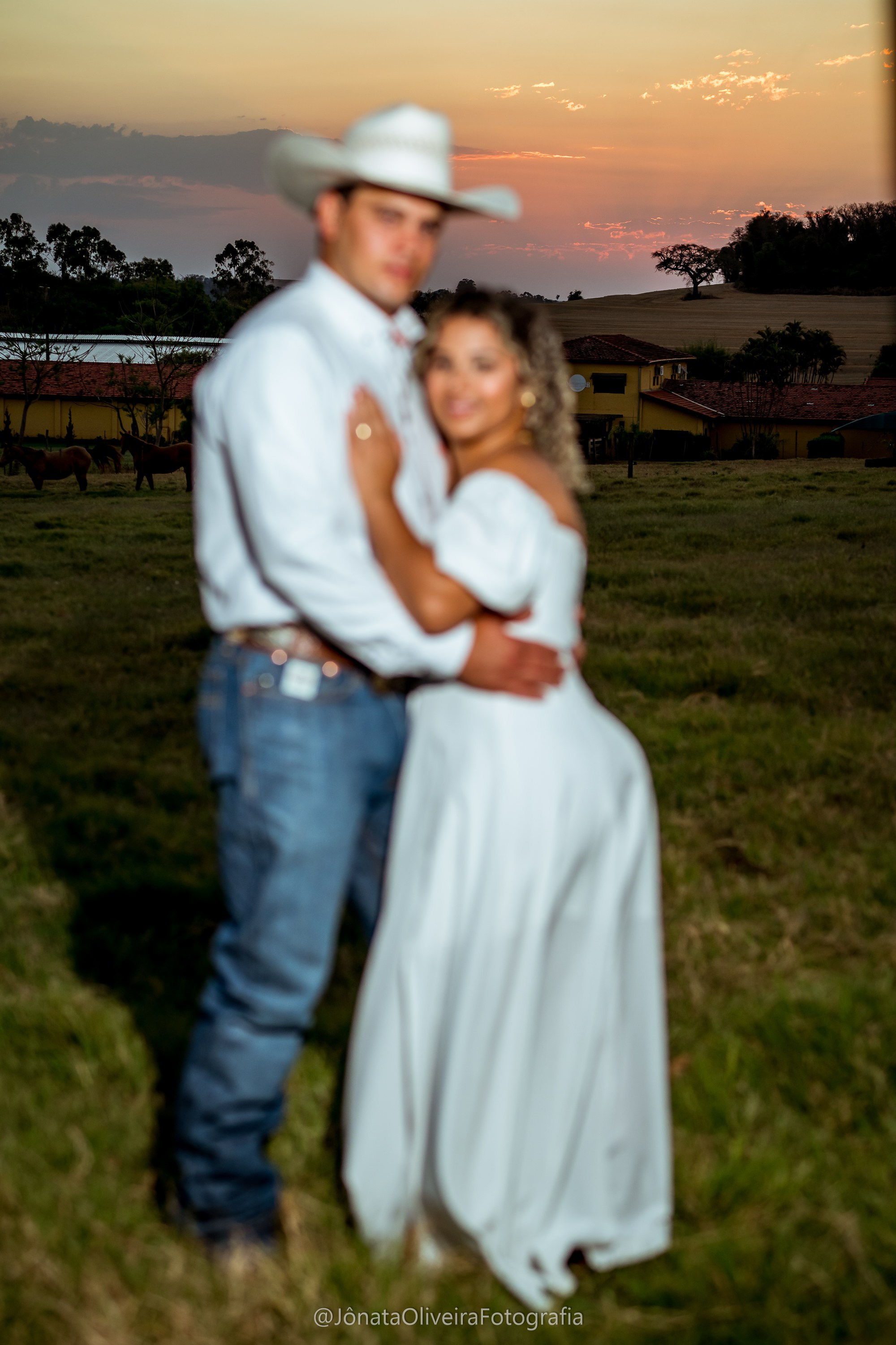 Pre Wedding Luérica e Vinicius. Fotografia de casamentos e ensaios em avaré Jônata Oliveira