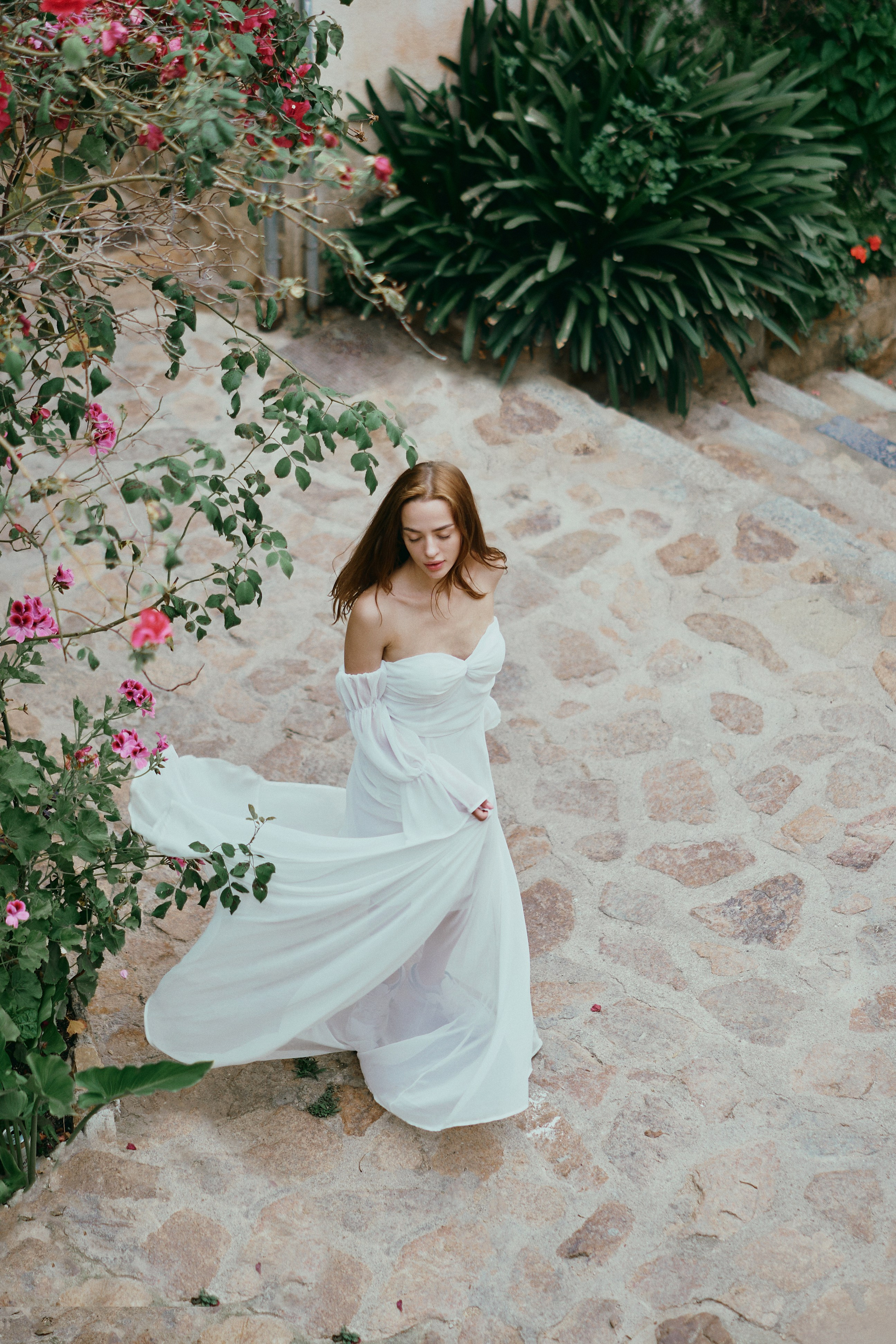 The runaway bride. Photographer in Barcelona Spain Zhanna Zakharchenko