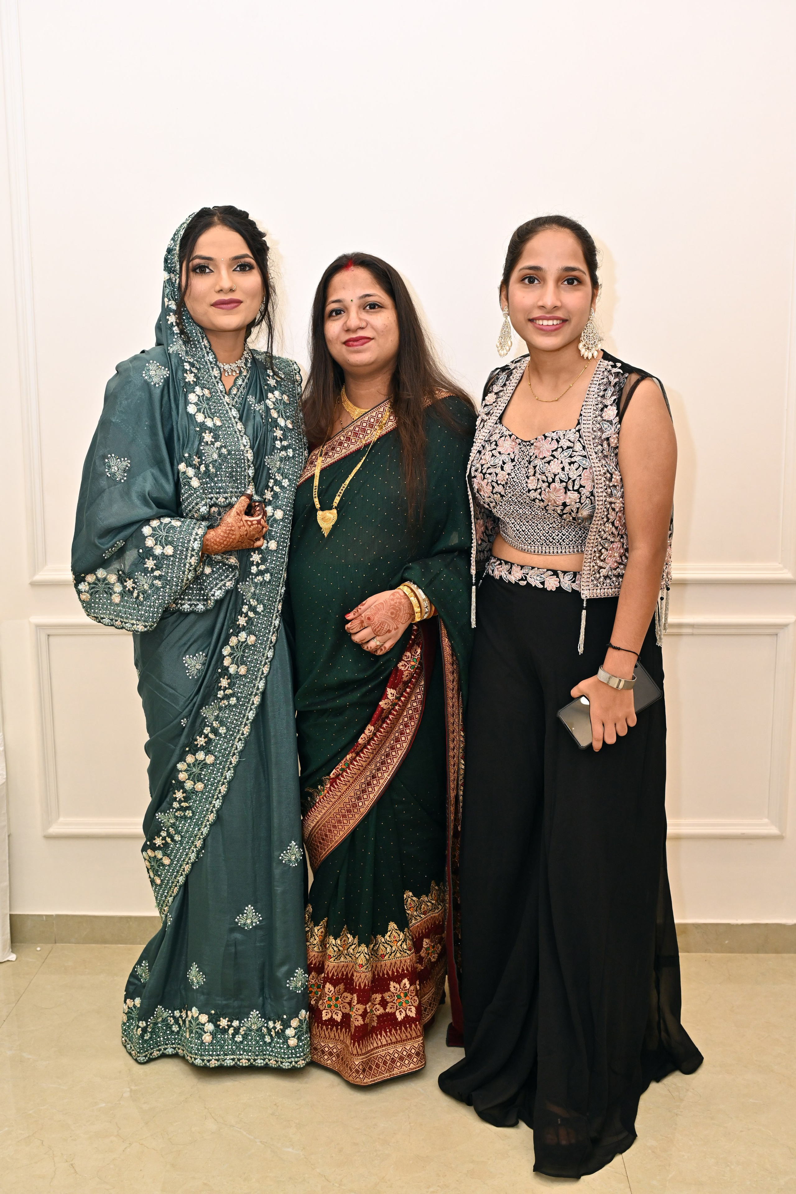 Vivek & sunanda. “Ajay Digital Photo Studio — Capturing Timeless Wedding Moments”